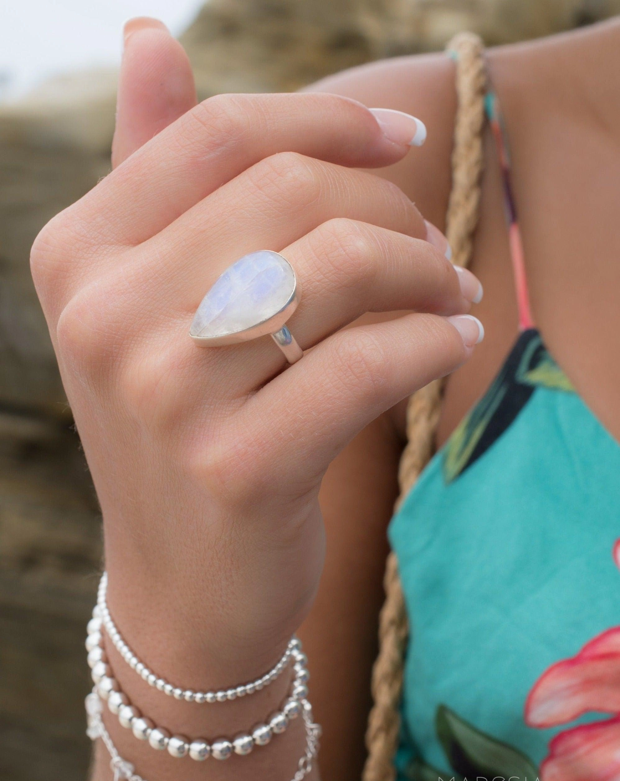 Floripa Moonstone Ring ~ Sterling Silver 925 ~ MR247