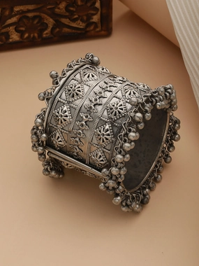 German Silver Oxidised Silver-Plated Bangle-Style Bracelet