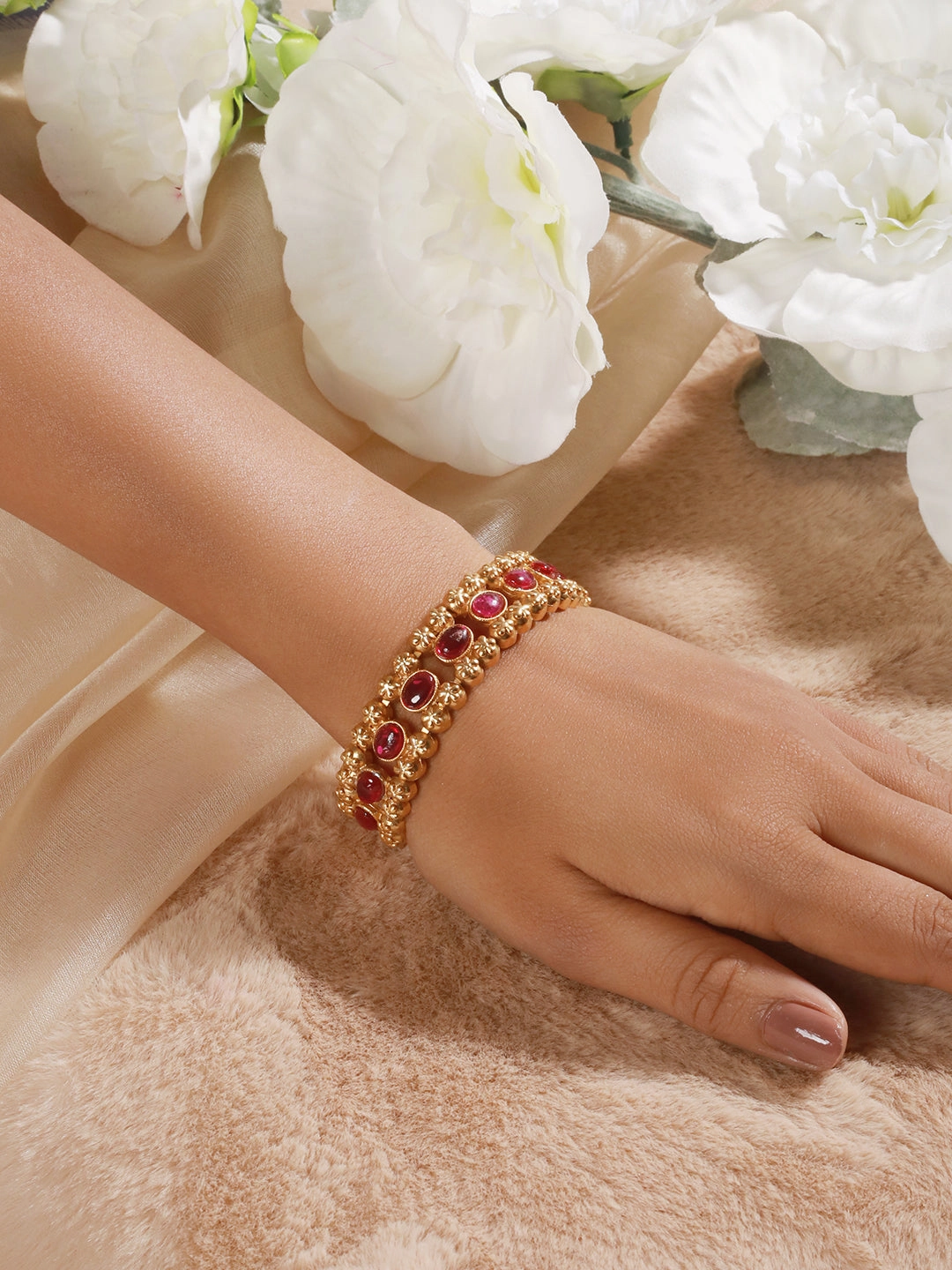Gold-Toned & Pink Handcrafted Gold-Plated Bangle-Style Bracelet