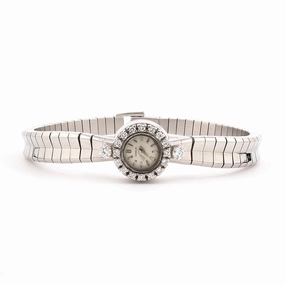 Gubelin Diamond Cluster Round Watch