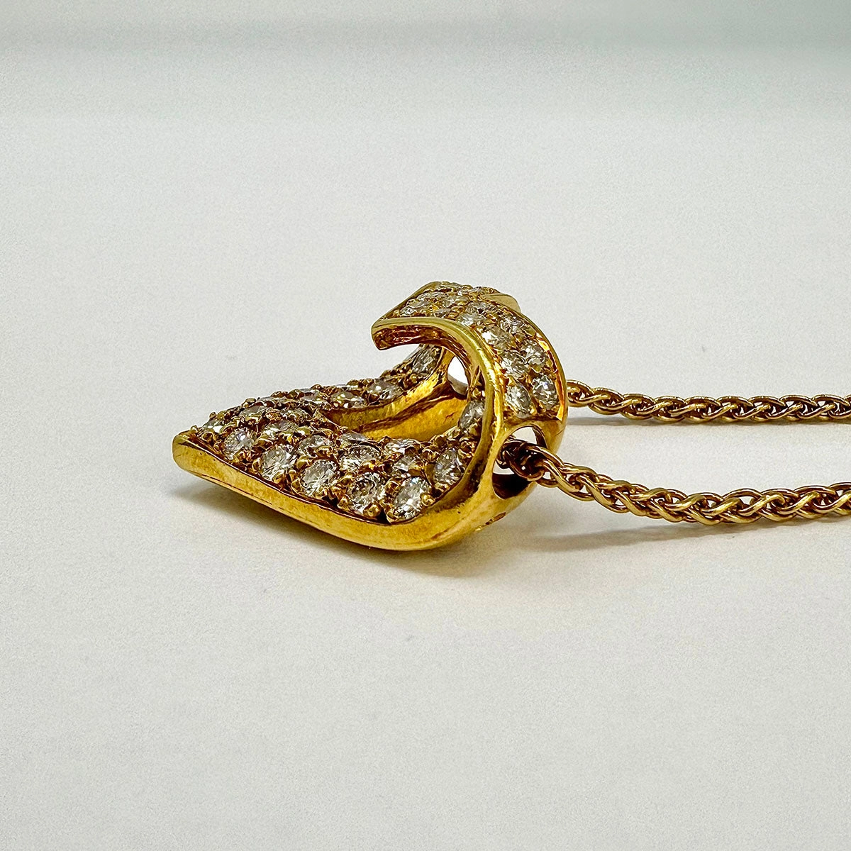 Harco 18K Gold Heart Pendant Diamond Necklace