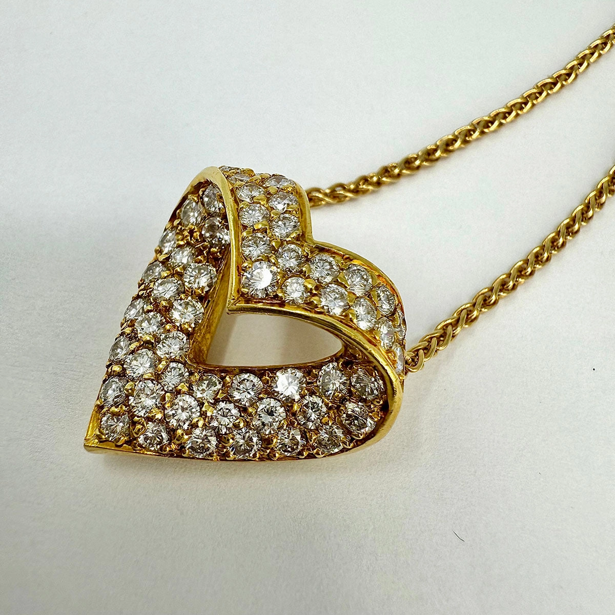 Harco 18K Gold Heart Pendant Diamond Necklace