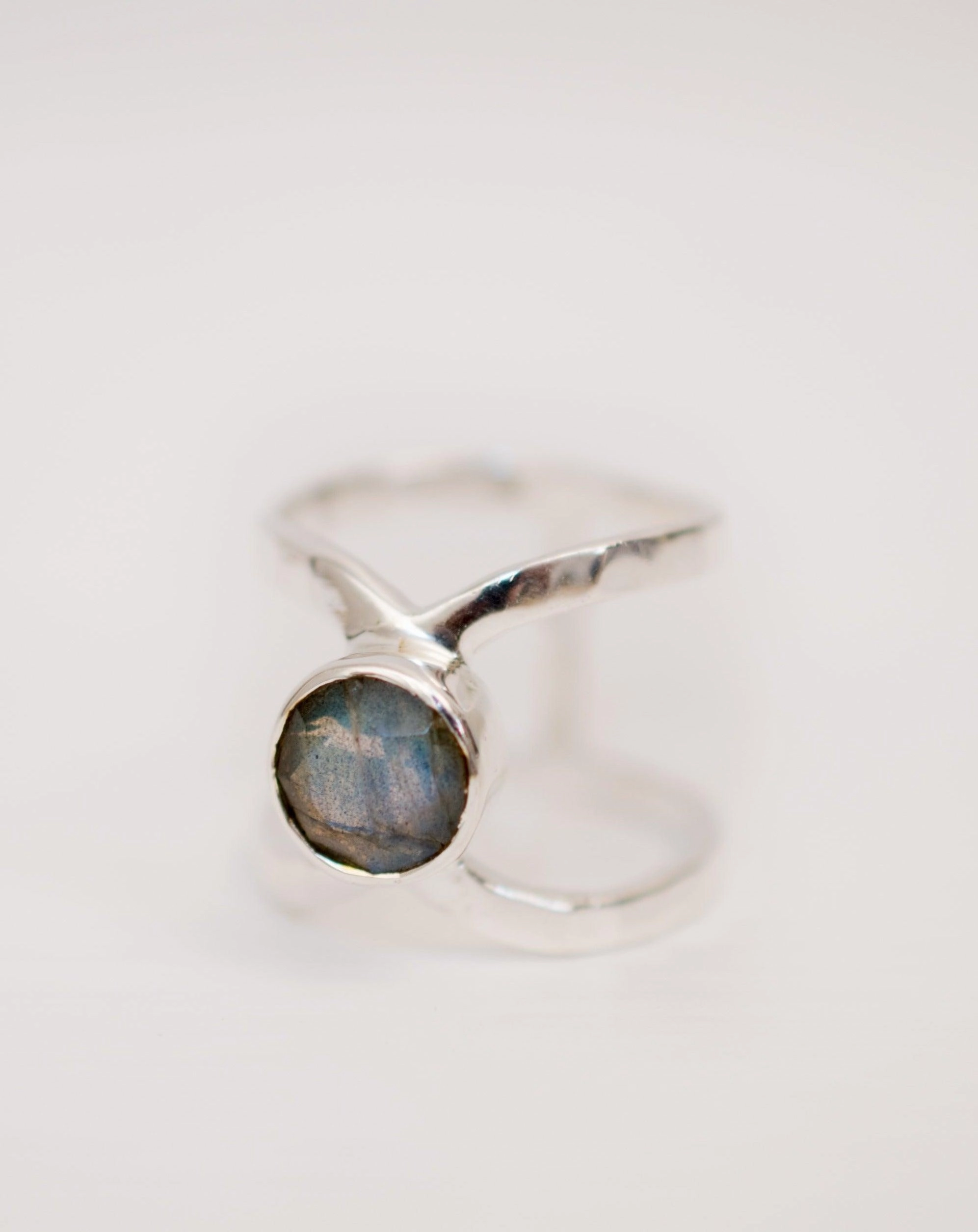 Honolulu Double Band Ring ~Rainbow Labradorite ~ Sterling Silver 925 ~  MR004