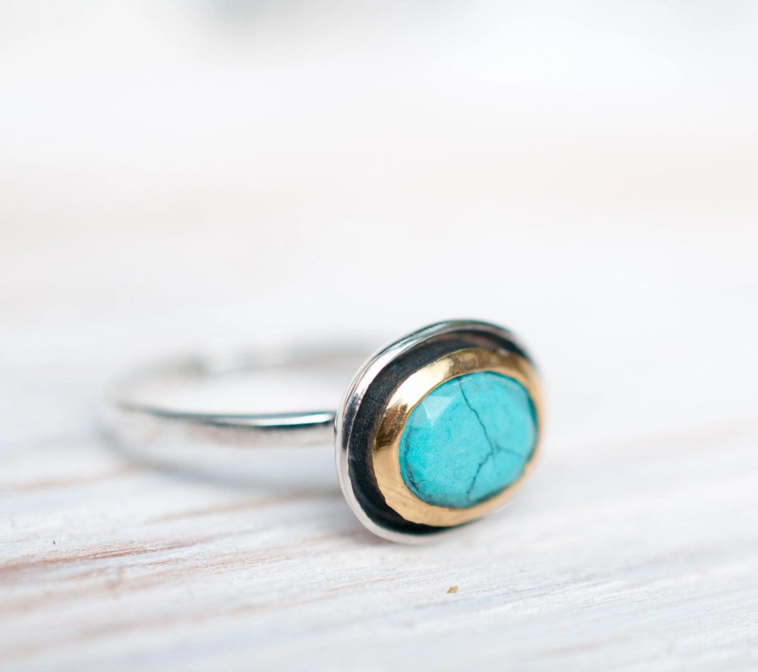 Howlite dyed Turquoise Ring ~ Sterling Silver 925 ~ MR218