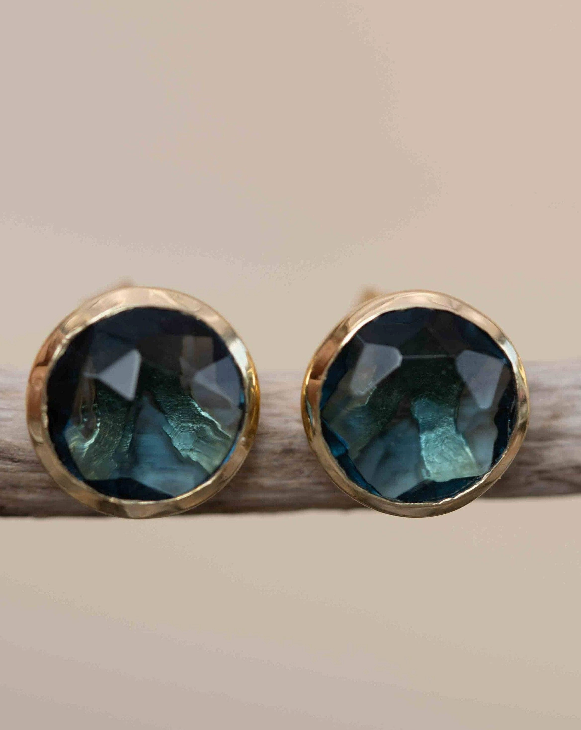Jamy Earrings ~ Iolite hydro ~ 18k Gold Plated ~ ME183