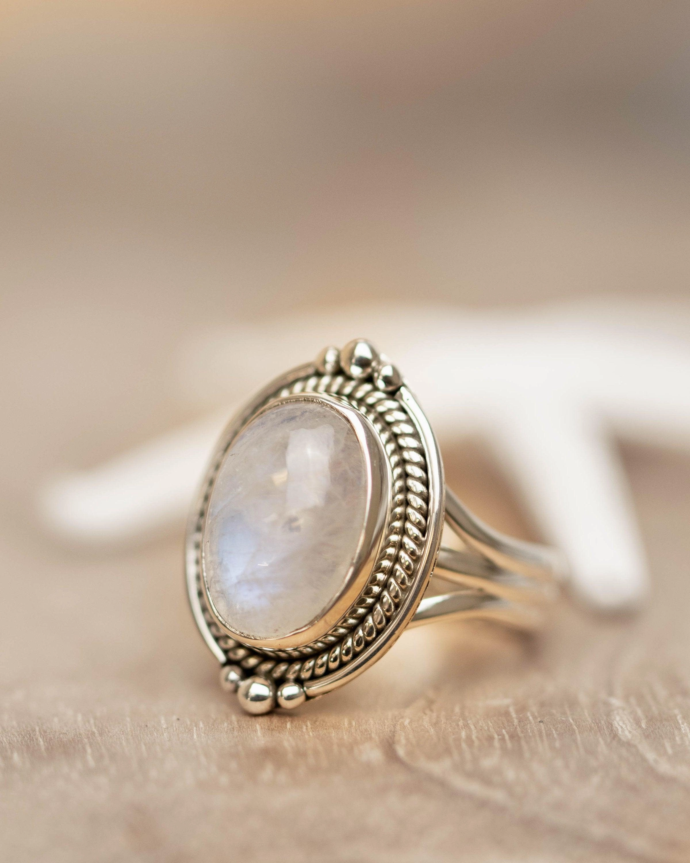 Karen Moonstone Ring ~ Sterling Silver 925 ~ MR263