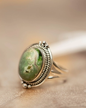 Karen Varisite Oval Ring ~ Sterling Silver 925 ~ MR260