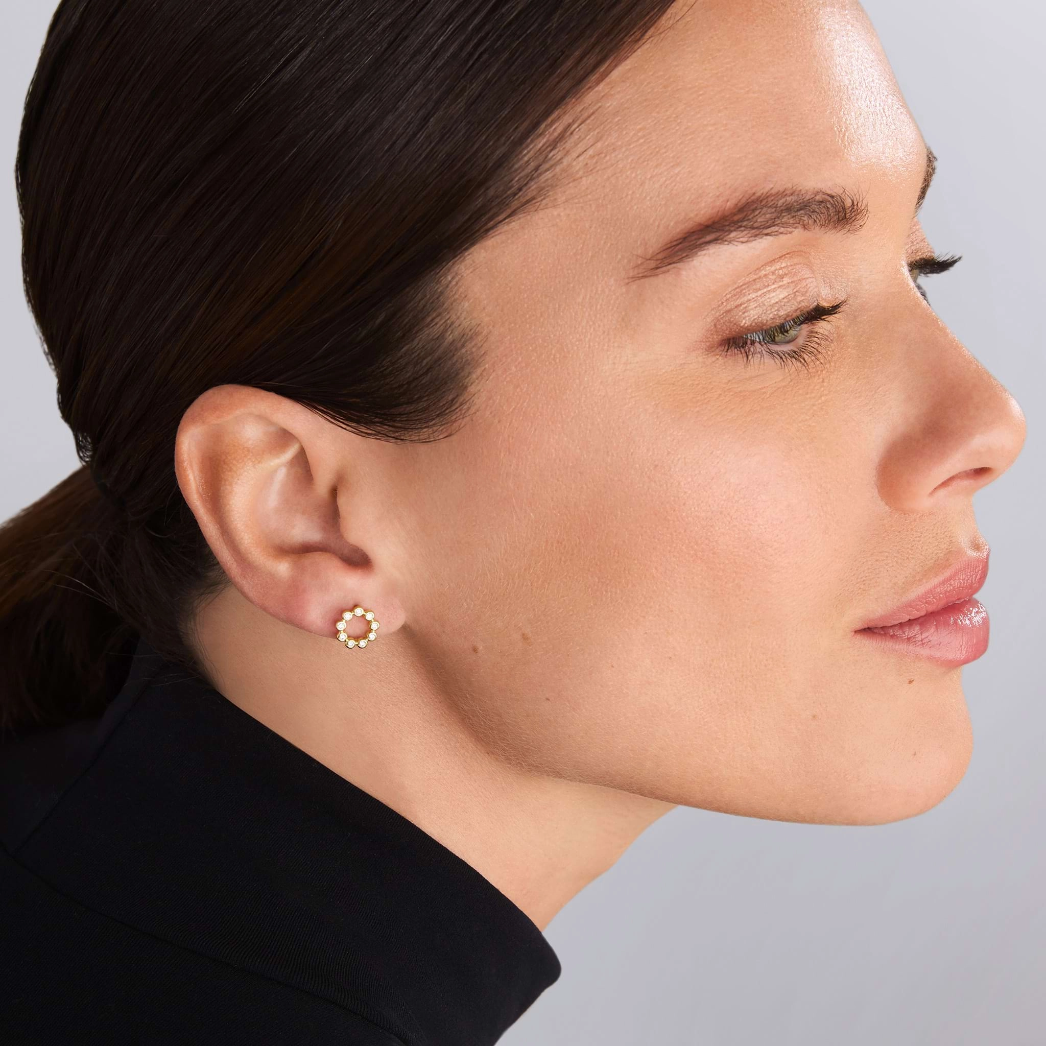 KSL 18K Gold Circle Diamond Stud Earrings