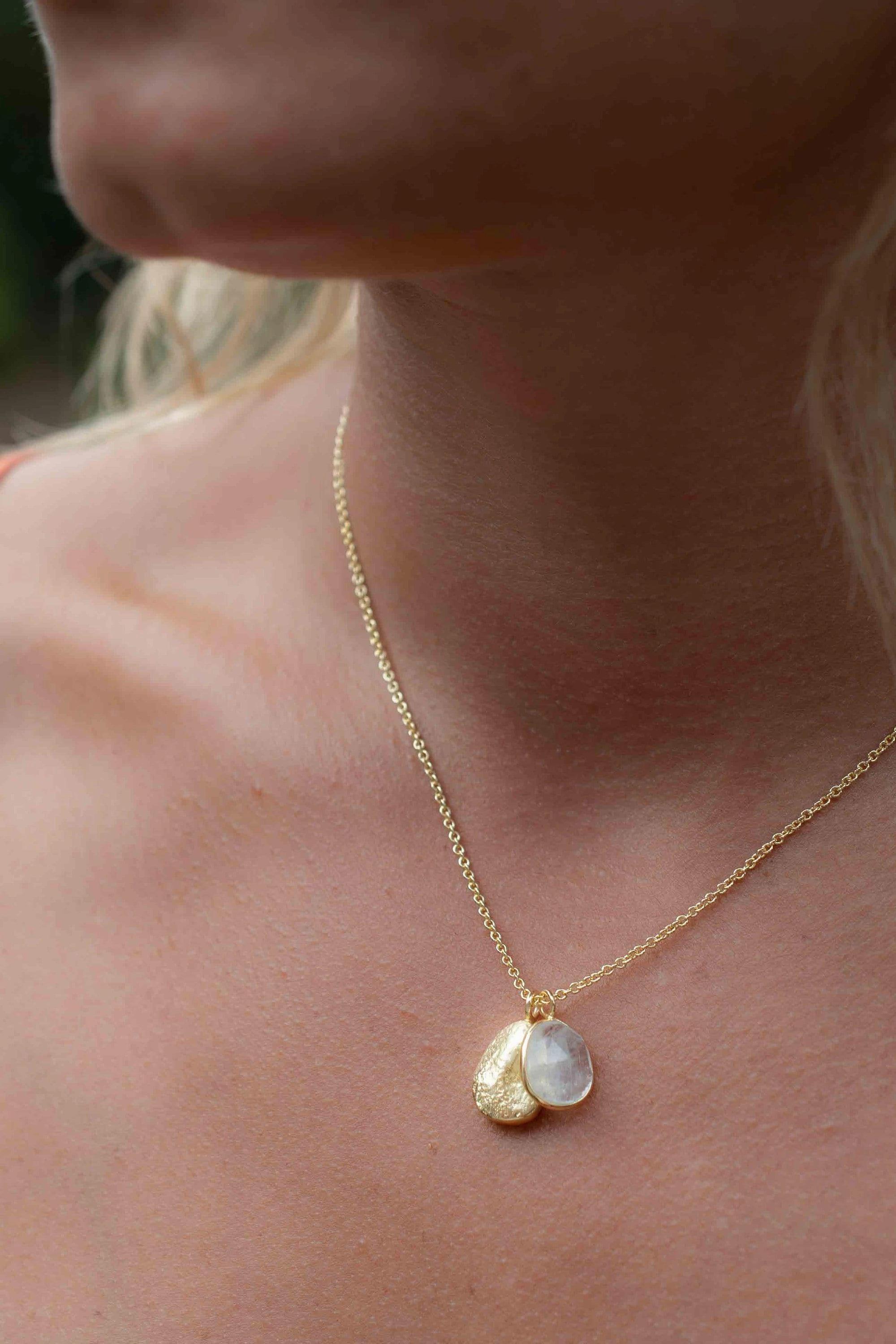 Labradorite, Copper Turquoise or Moonstone ~ Necklace ~ Gold plated 18k ~ MN114