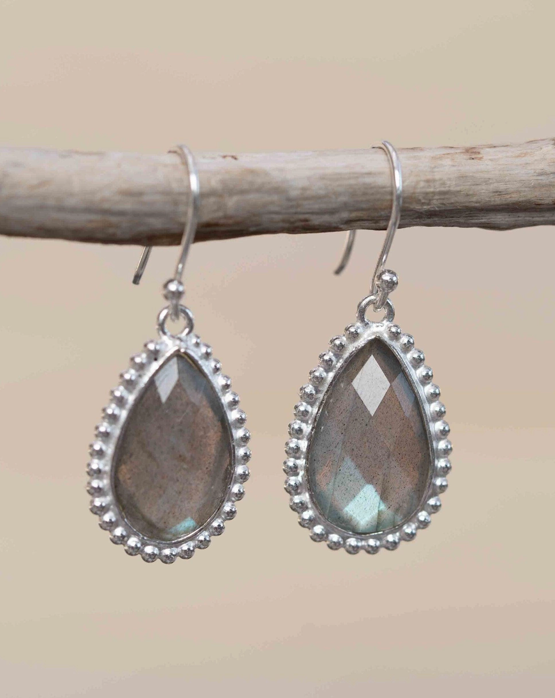 Labradorite Earrings ~ Sterling Silver 925 ~ ME197
