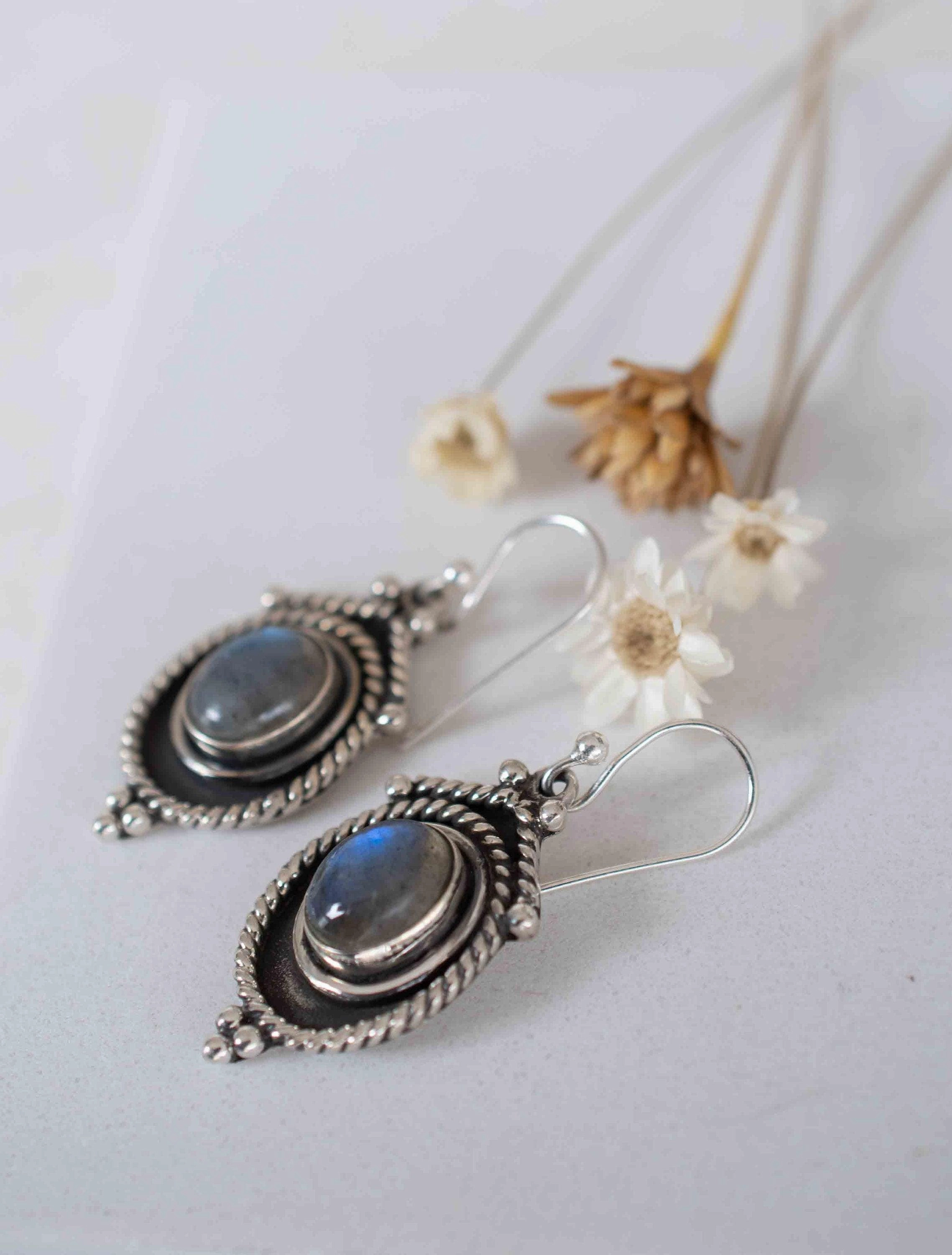 Labradorite Earrings ~ Sterling Silver 925 ~ME002