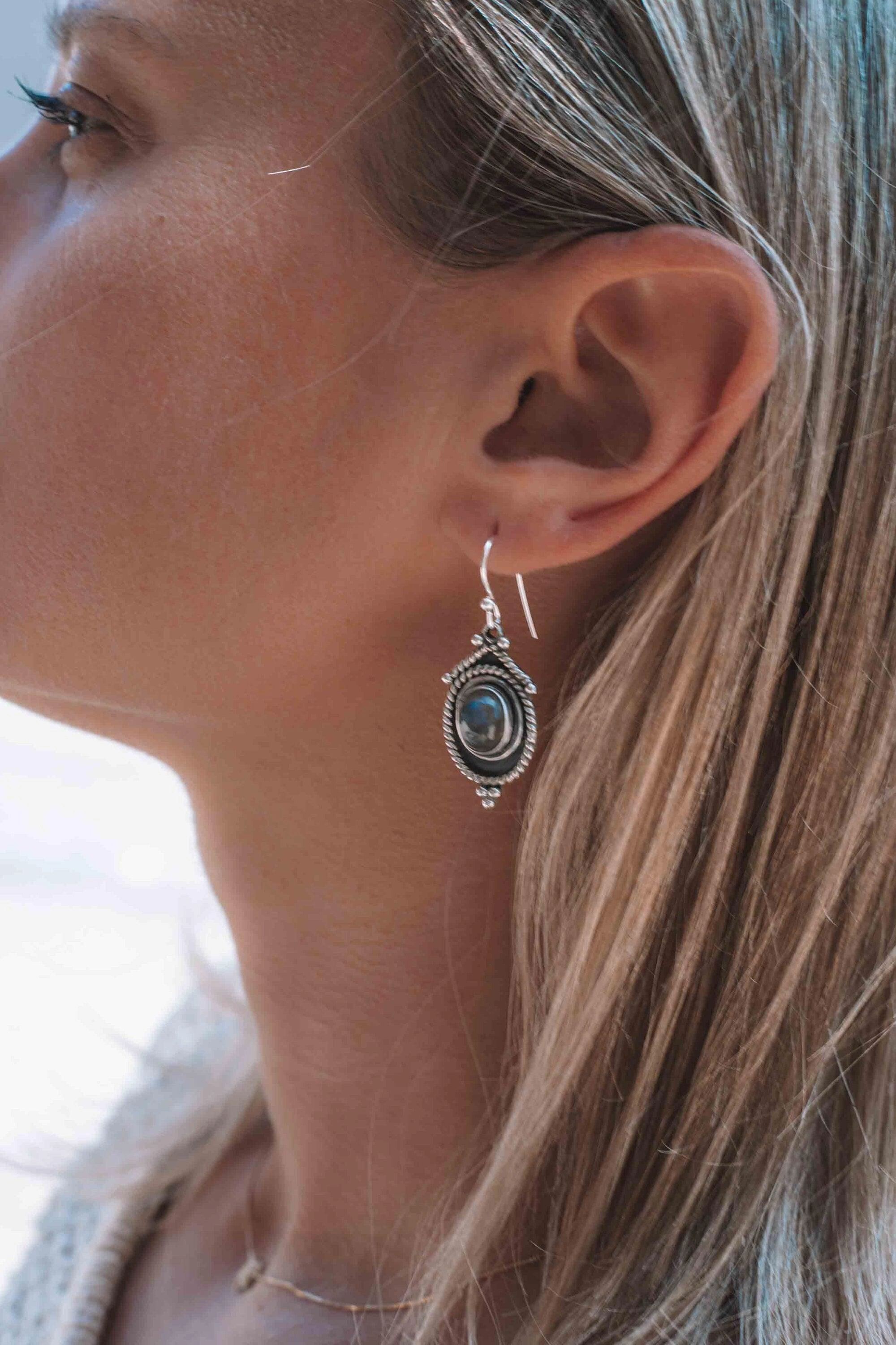 Labradorite Earrings ~ Sterling Silver 925 ~ME002