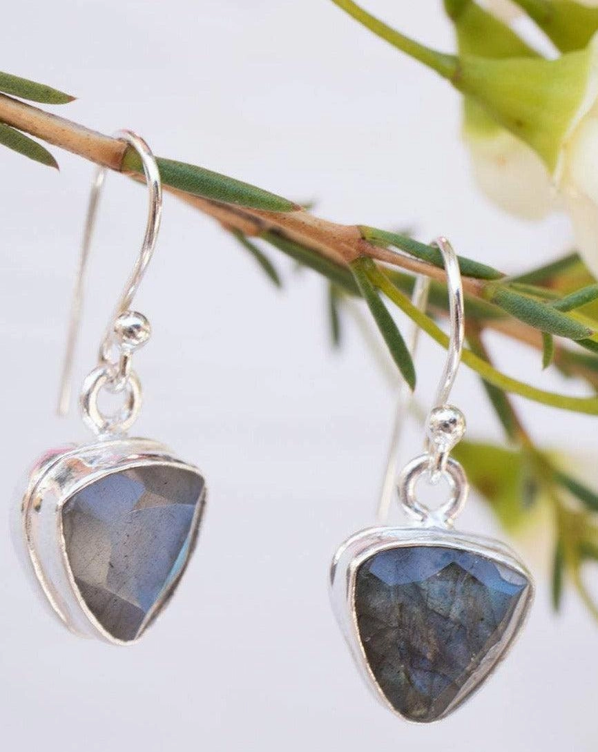 Labradorite Earrings ~ Sterling Silver 925 ~ME005