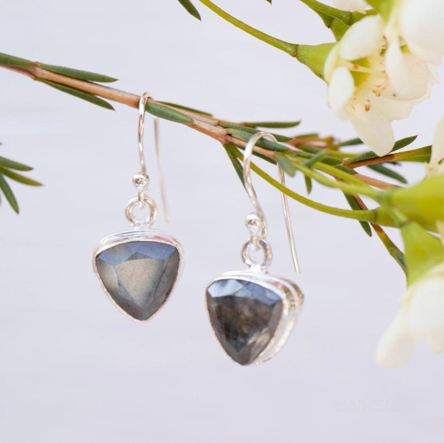 Labradorite Earrings ~ Sterling Silver 925 ~ME005