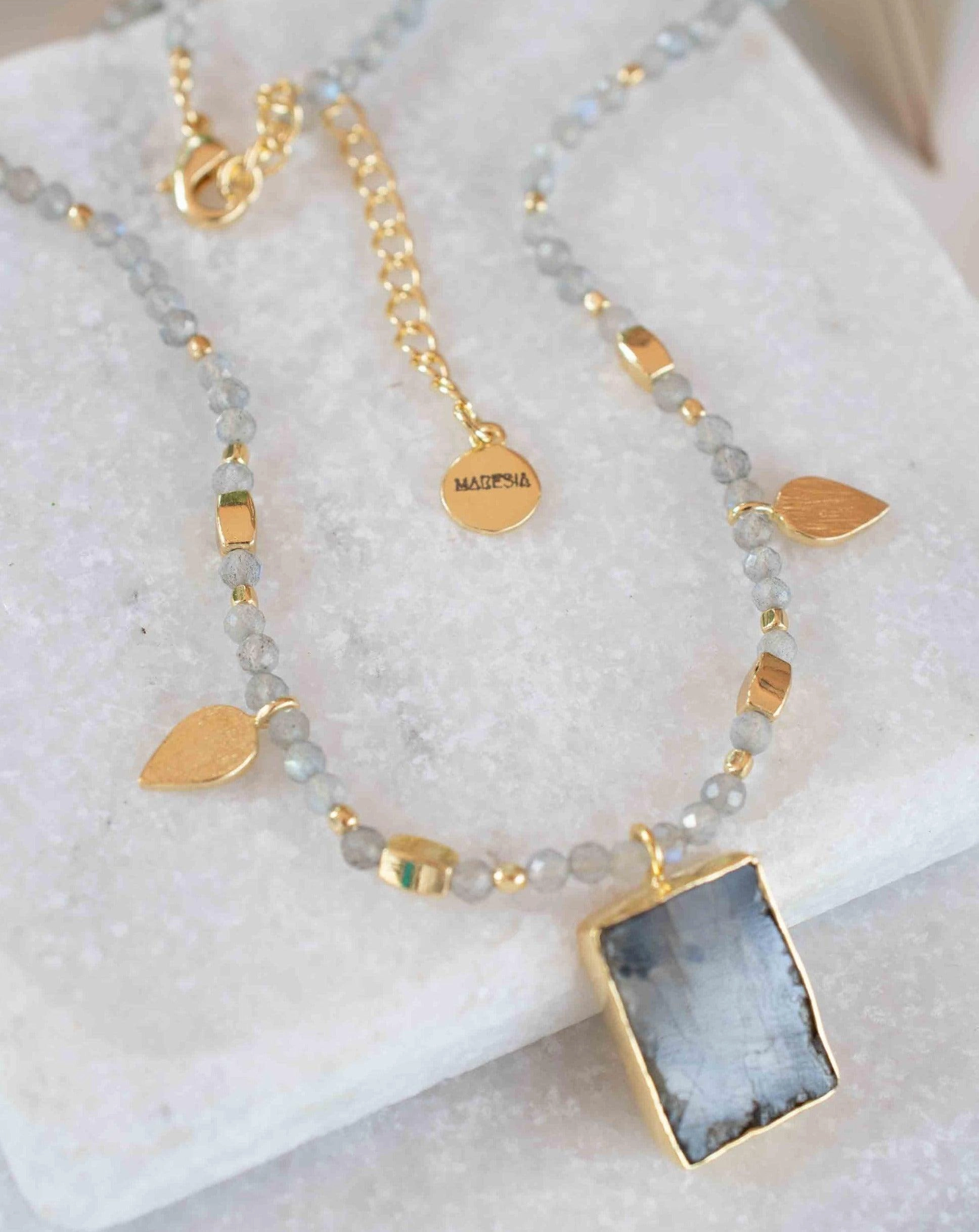 Labradorite, Moonstone or Rose Quartz Bead ~ Necklace ~ Gold plated 18k ~ MN122