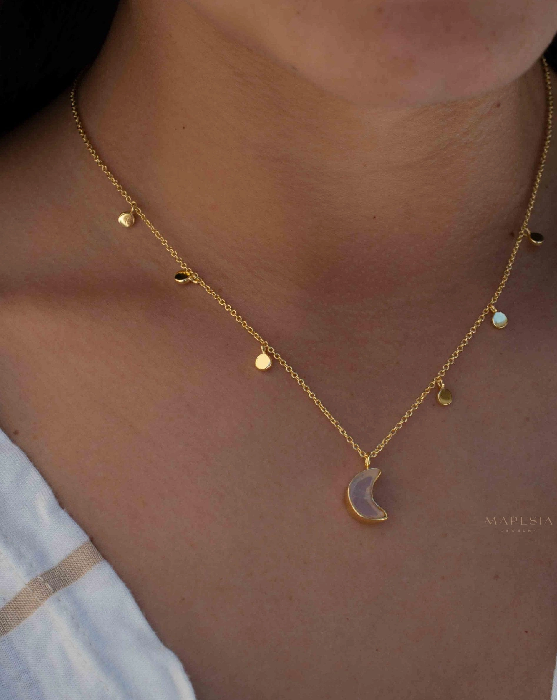 Labradorite, Moonstone or Rose Quartz Necklace ~ Gold Plated 18k ~ MN129