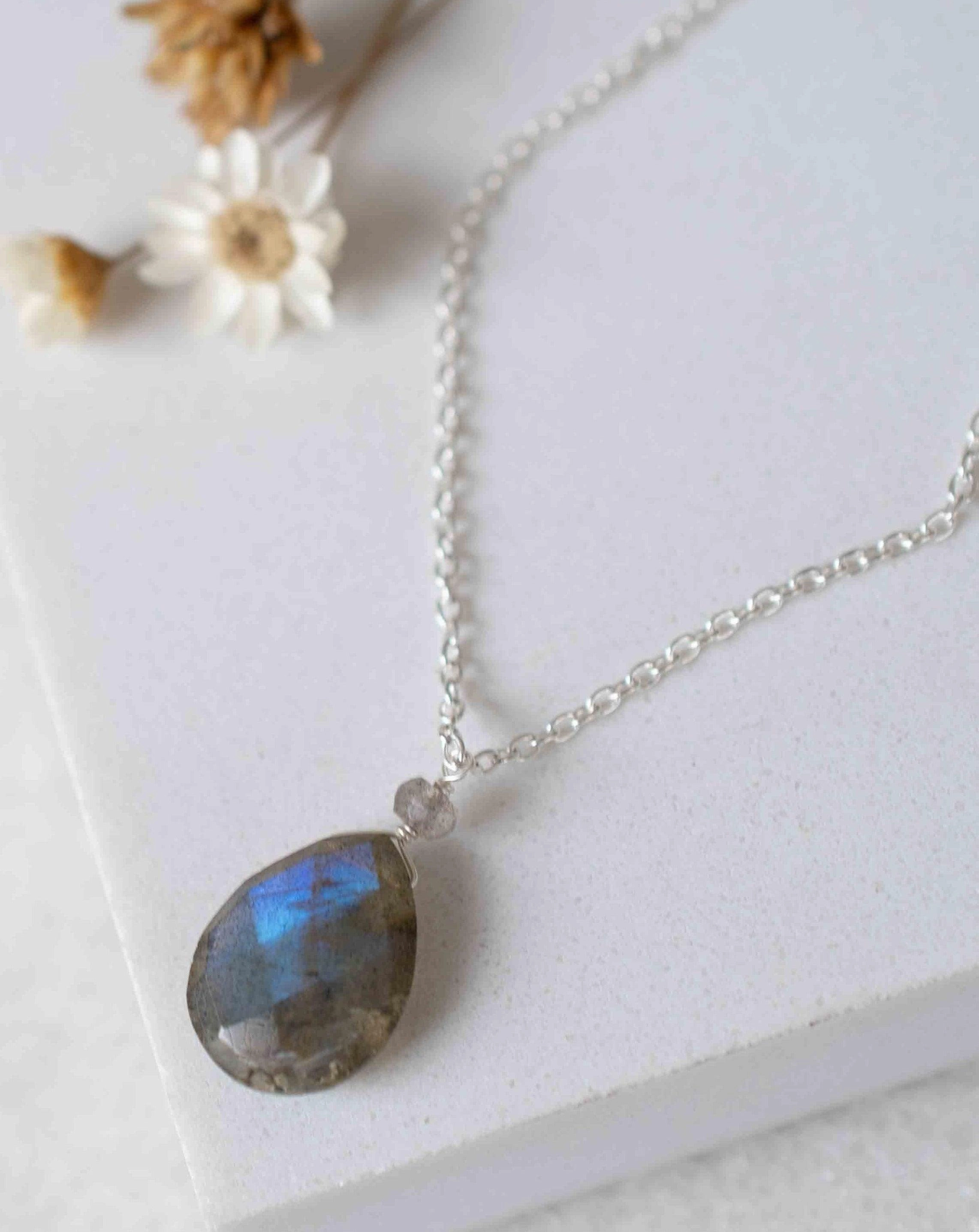 Labradorite Necklace ~ Sterling Silver 925 ~ MN092
