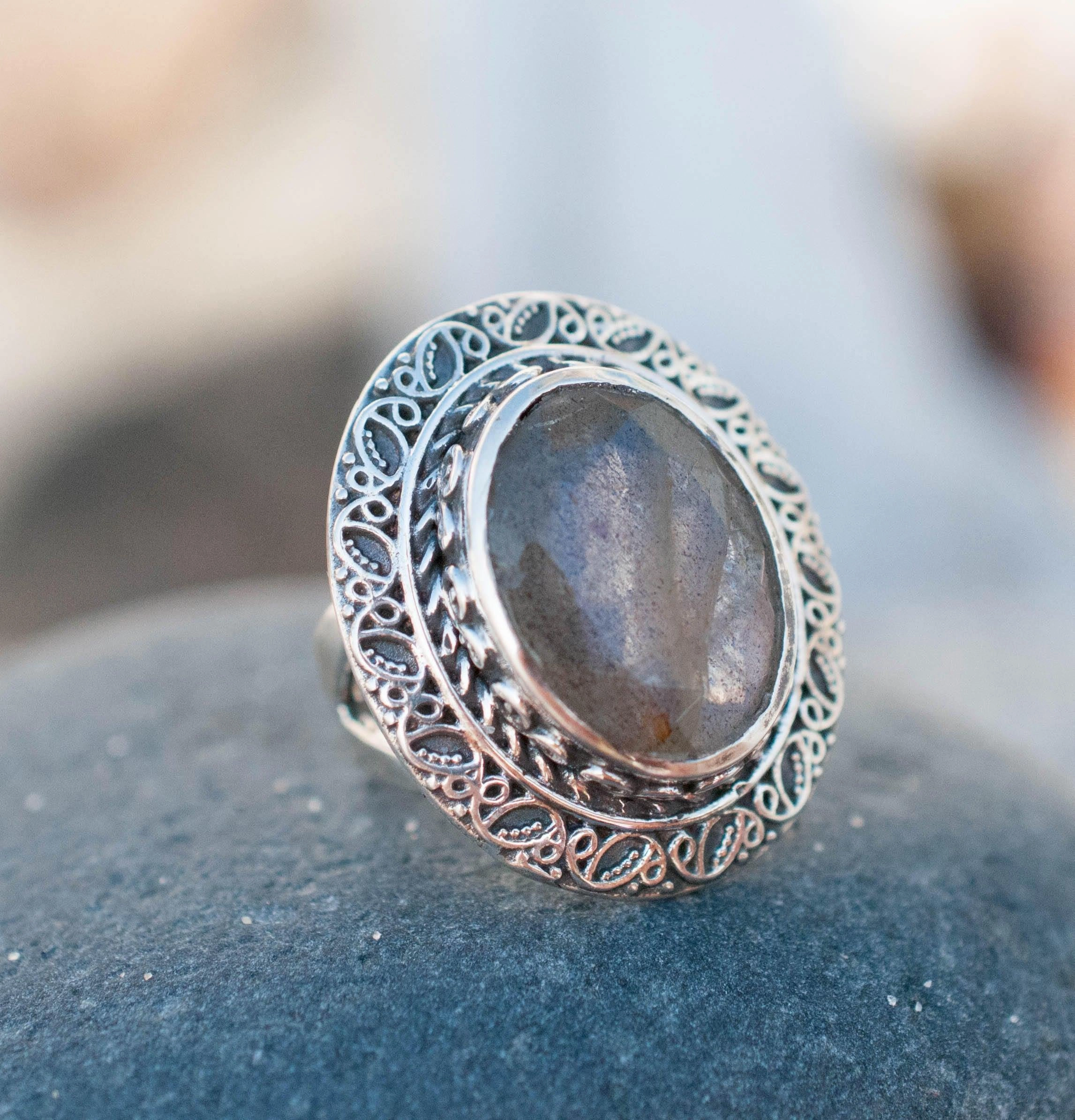 Labradorite Ring ~ Sterling Silver 925