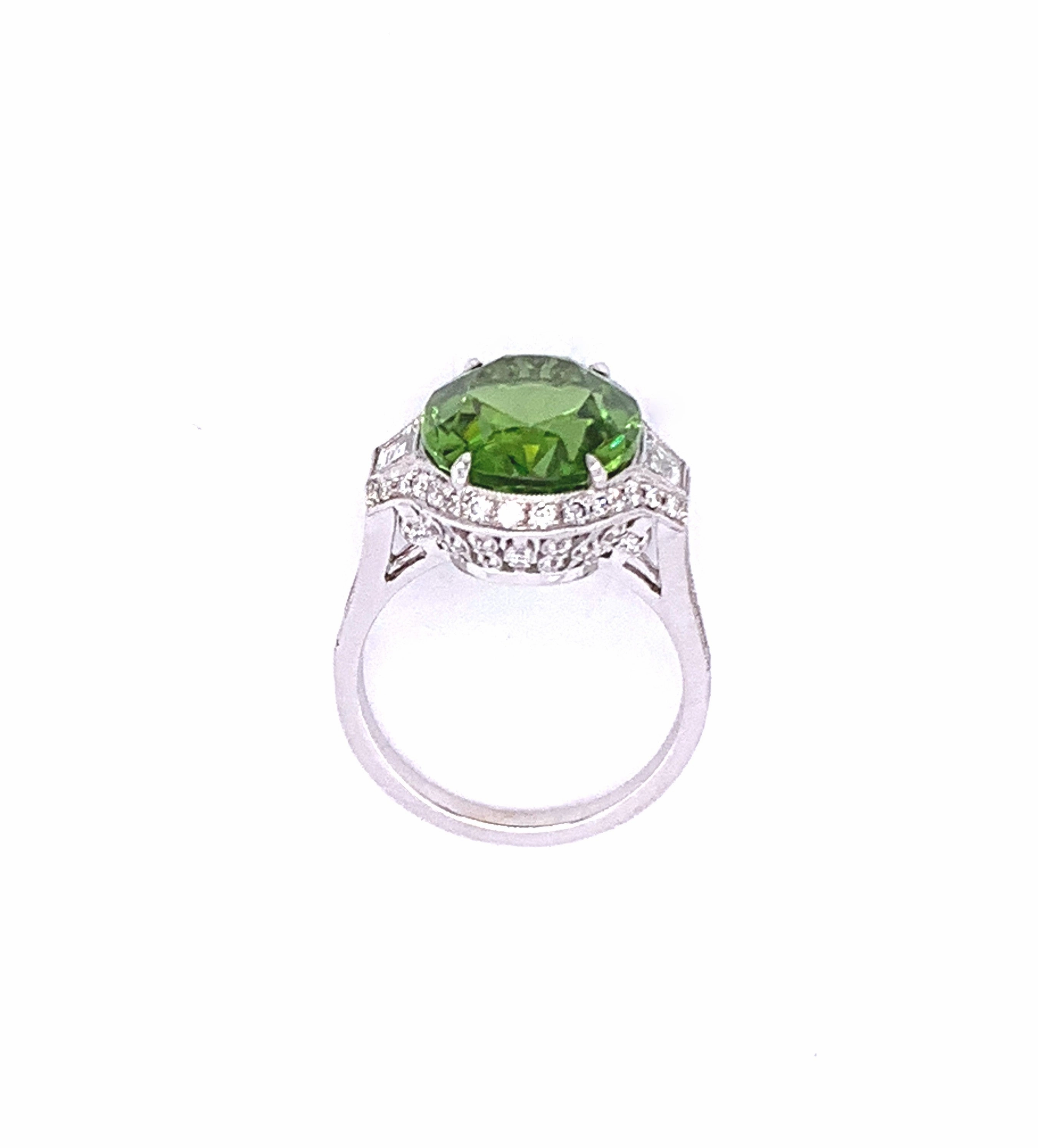 Le Joaillier Collection Peridot & Diamond Ring