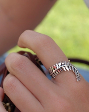 Leaf Ring~ Sterling Silver 925~SMR084