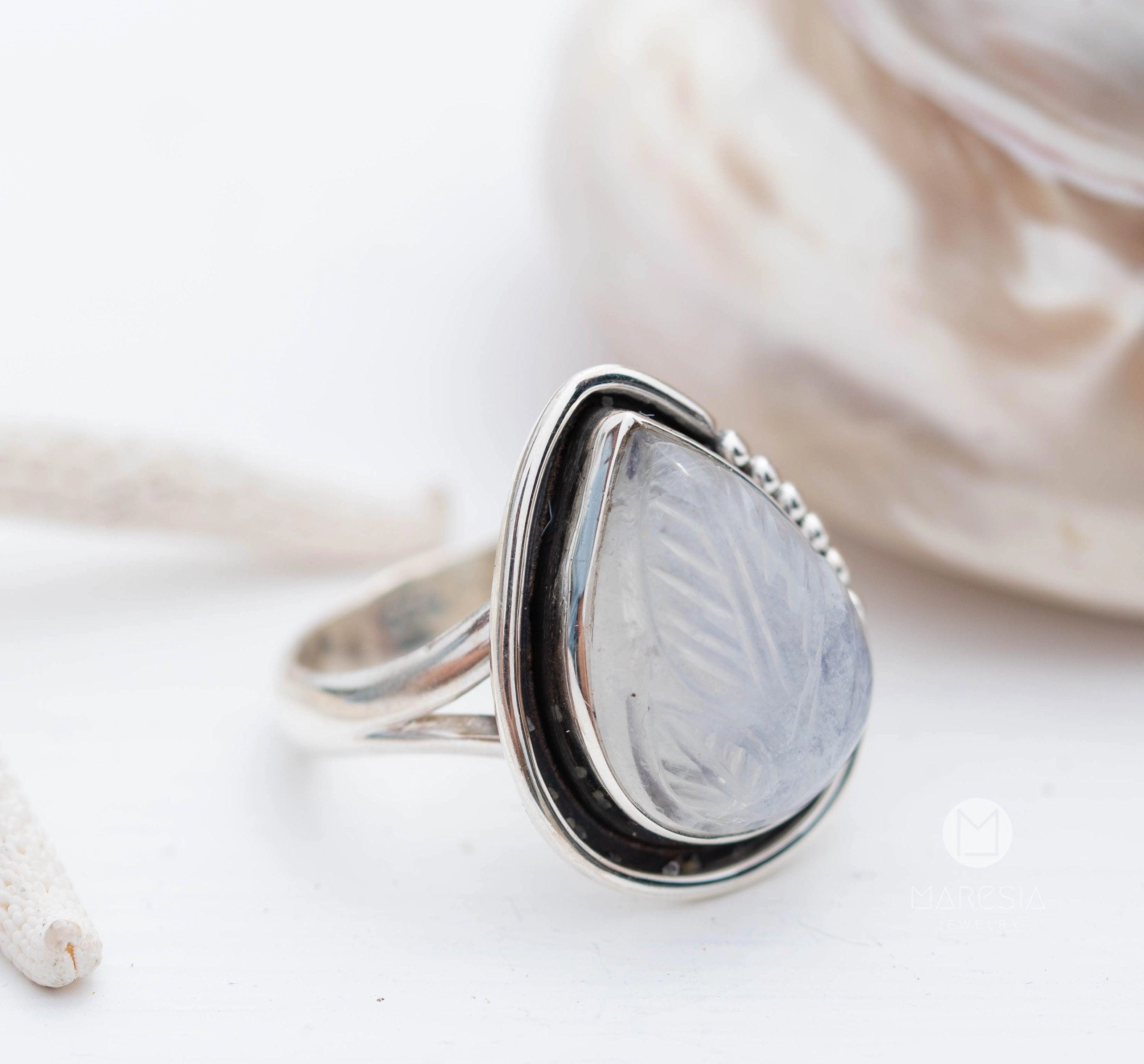 Leaf Sculpted Ring ~  Moonstone ~ Sterling Silver 925 ~ MR248