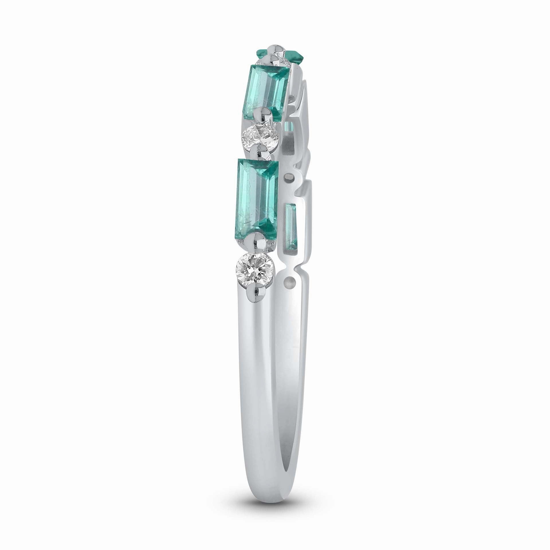 Lia Ring - WG