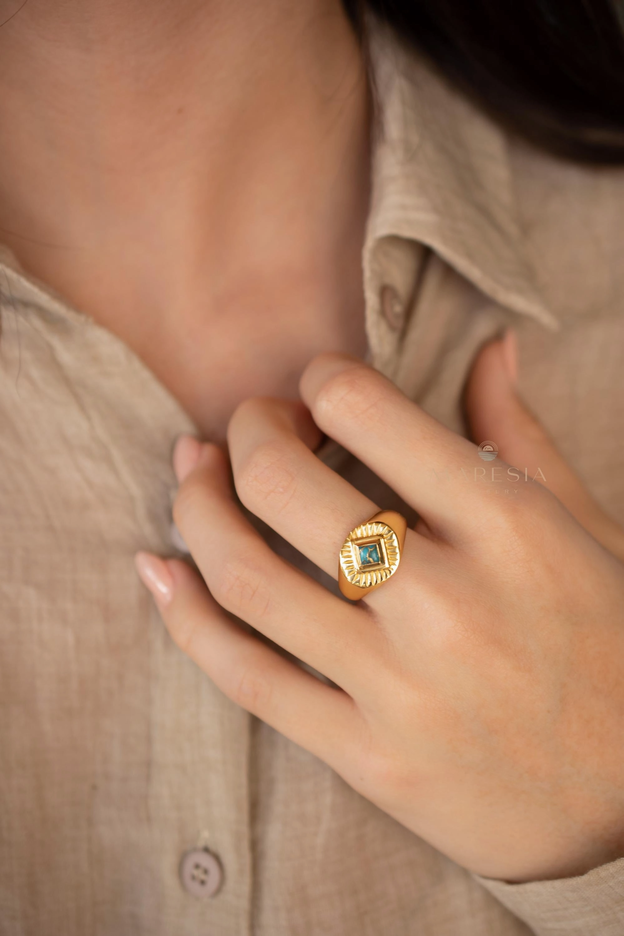 Liz Turquoise  Ring ~ 18k Gold Plated ~ MR358