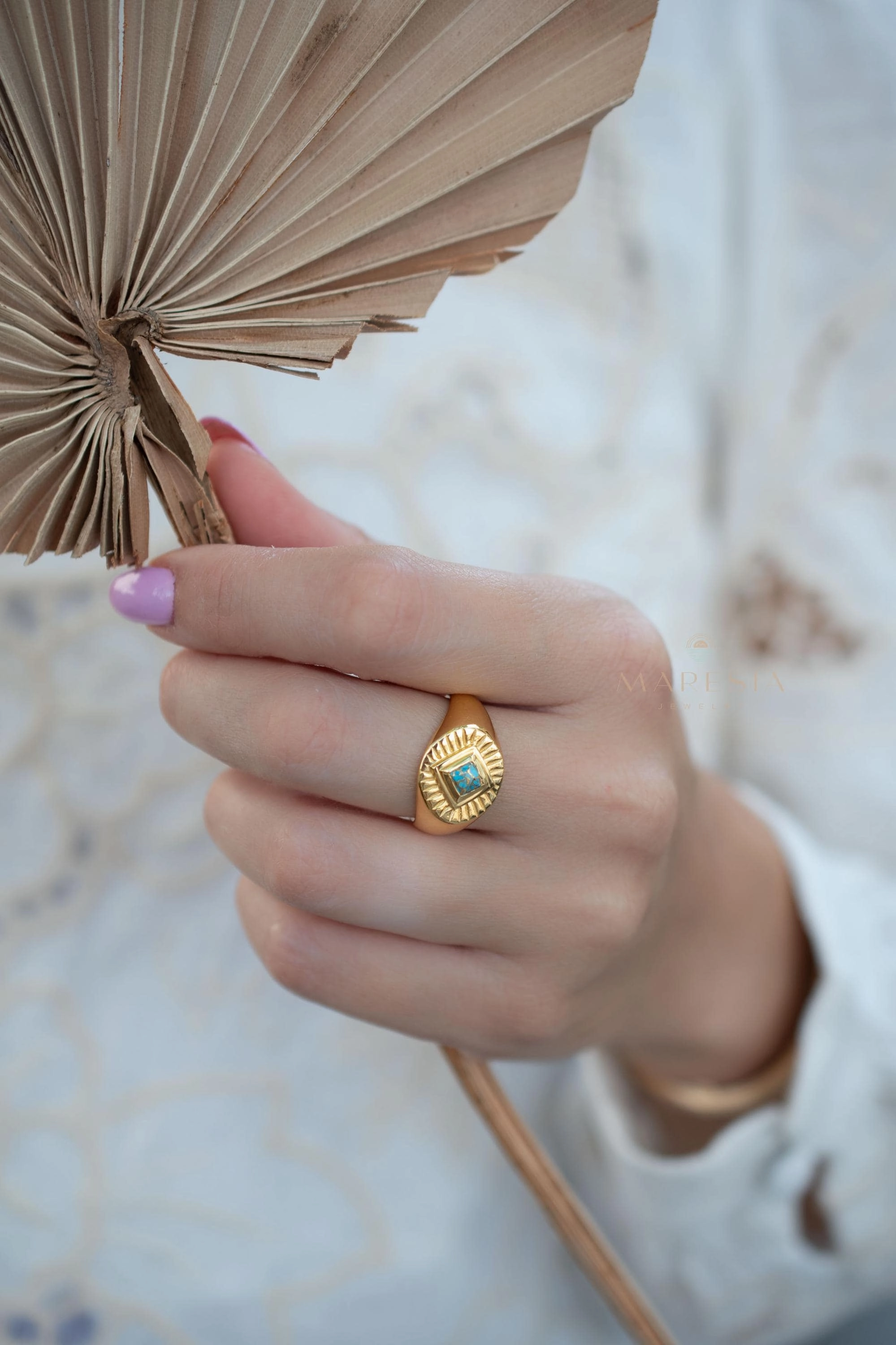 Liz Turquoise  Ring ~ 18k Gold Plated ~ MR358