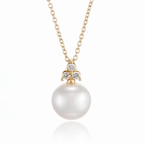 Madison Pendant Necklace in Pearl & Diamonds