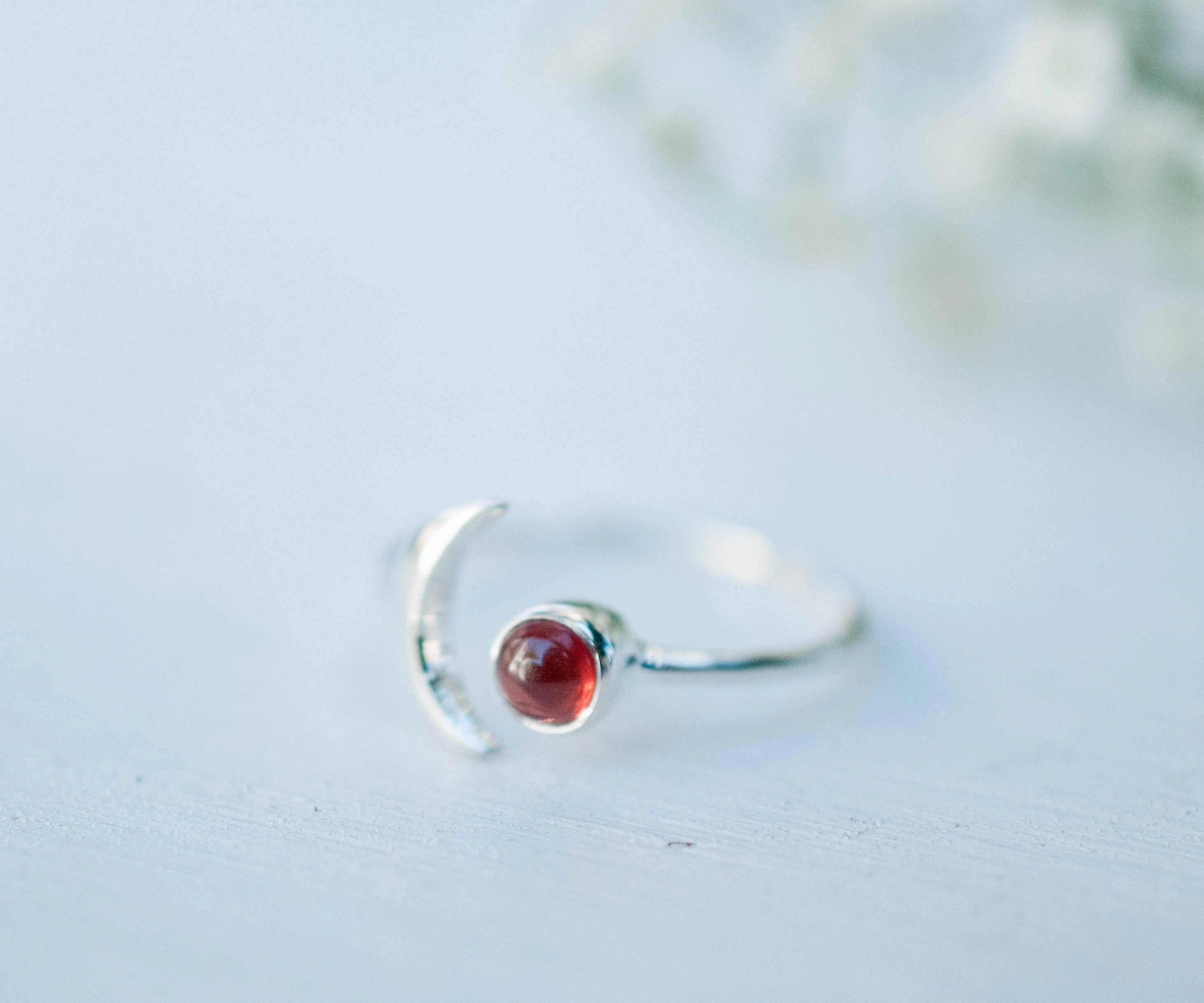Malibu Half Moon Ring ~ Garnet ~ Sterling Silver 925 ~MR117