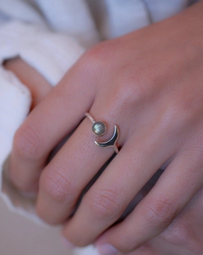 Malibu Half Moon Ring ~Labradorite ~ Sterling Silver 925 ~MR130