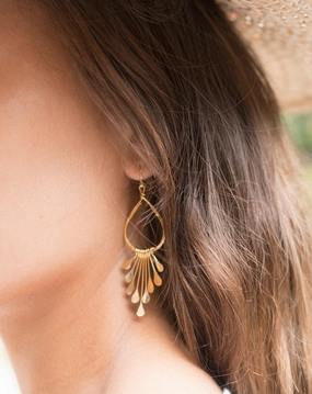 Maria Tear Drop Earrings ~Gold Plated or Silver Plated ~ SME016