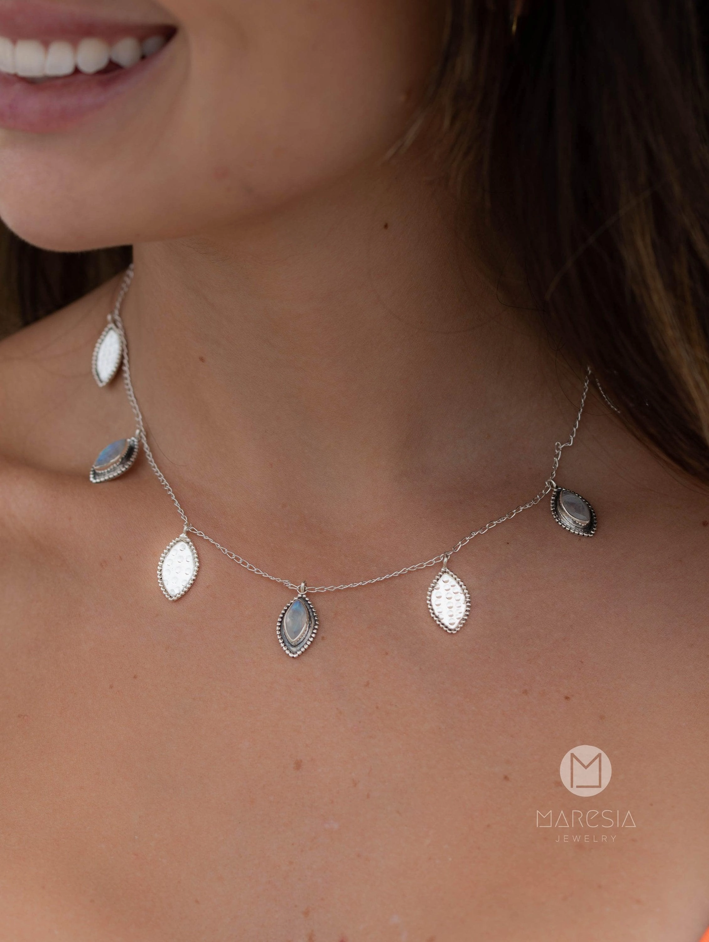 Marie Necklace ~ Labradorite or Moonstone Necklace ~ Sterling Silver 925 ~MN066B