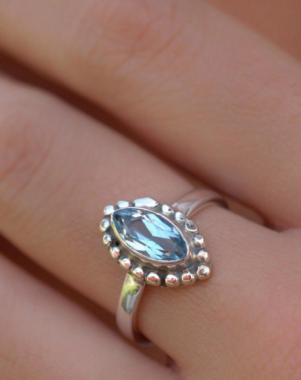 Maui Ring ~ Blue Topaz ~ Sterling Silver 925 ~MR093