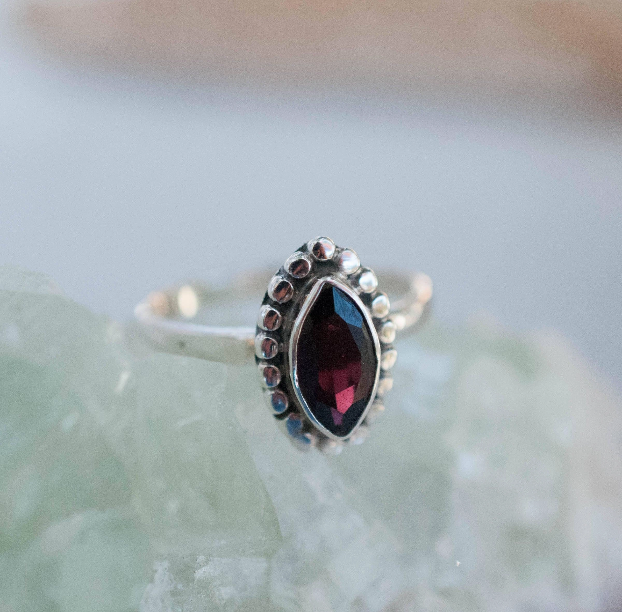 Maui Ring ~ Garnet ~ Sterling Silver 925 ~MR032