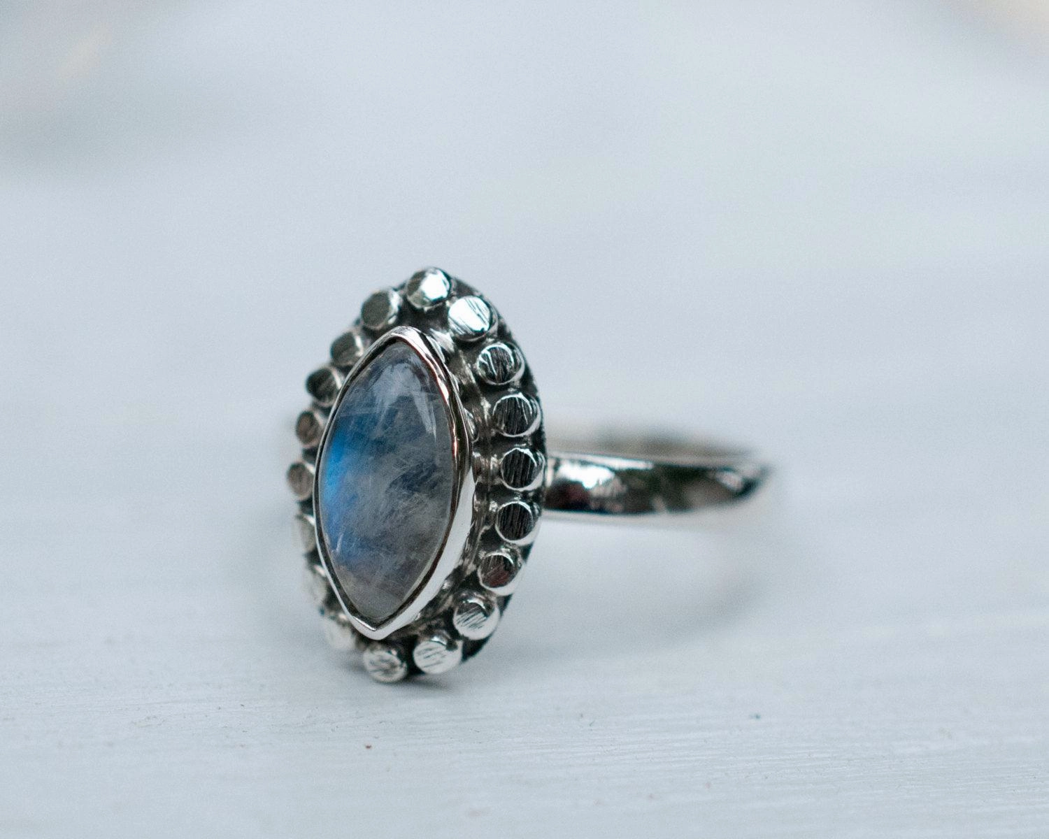 Maui Ring ~ Moonstone ~ Sterling Silver 925 ~MR016