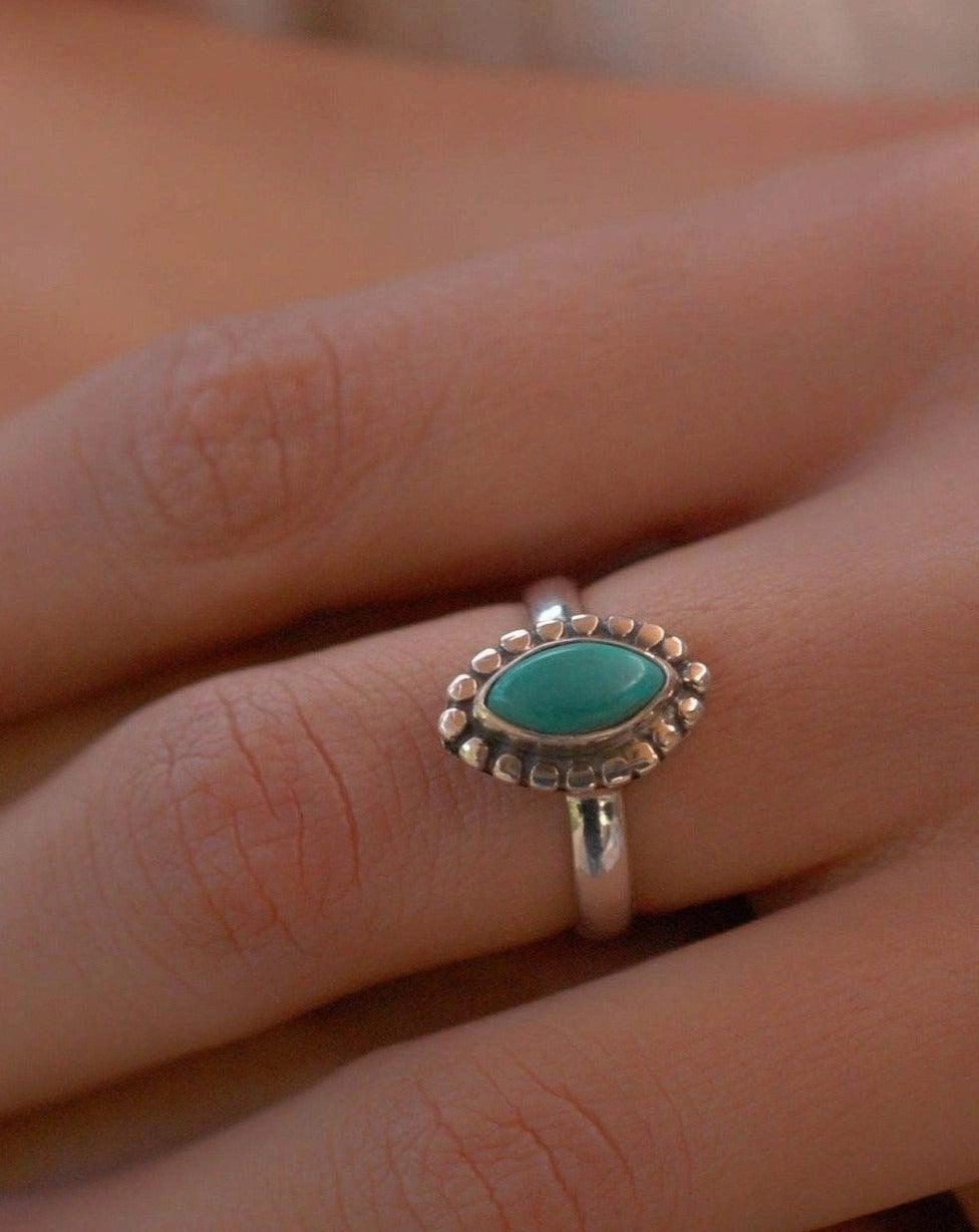 Maui Ring ~ Turquoise ~ Sterling Silver 925 ~MR135