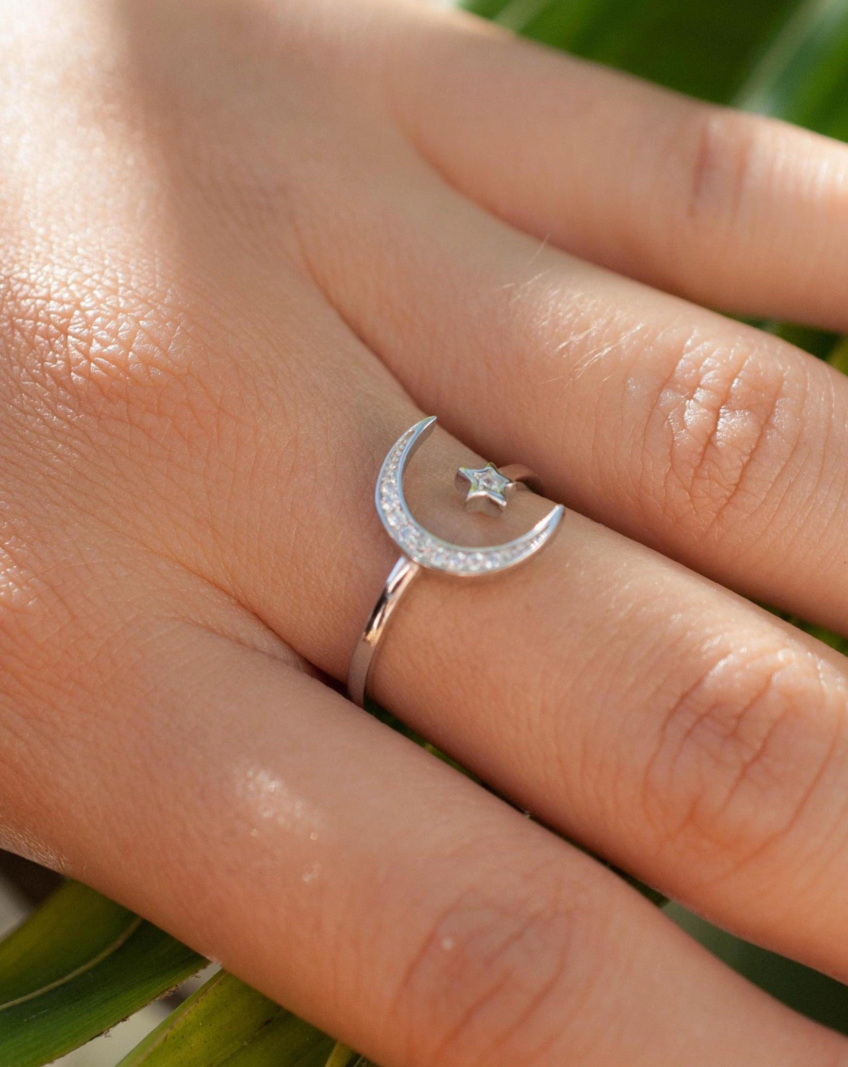 Moon and Star Ring ~ Sterling Silver 925~SMR015
