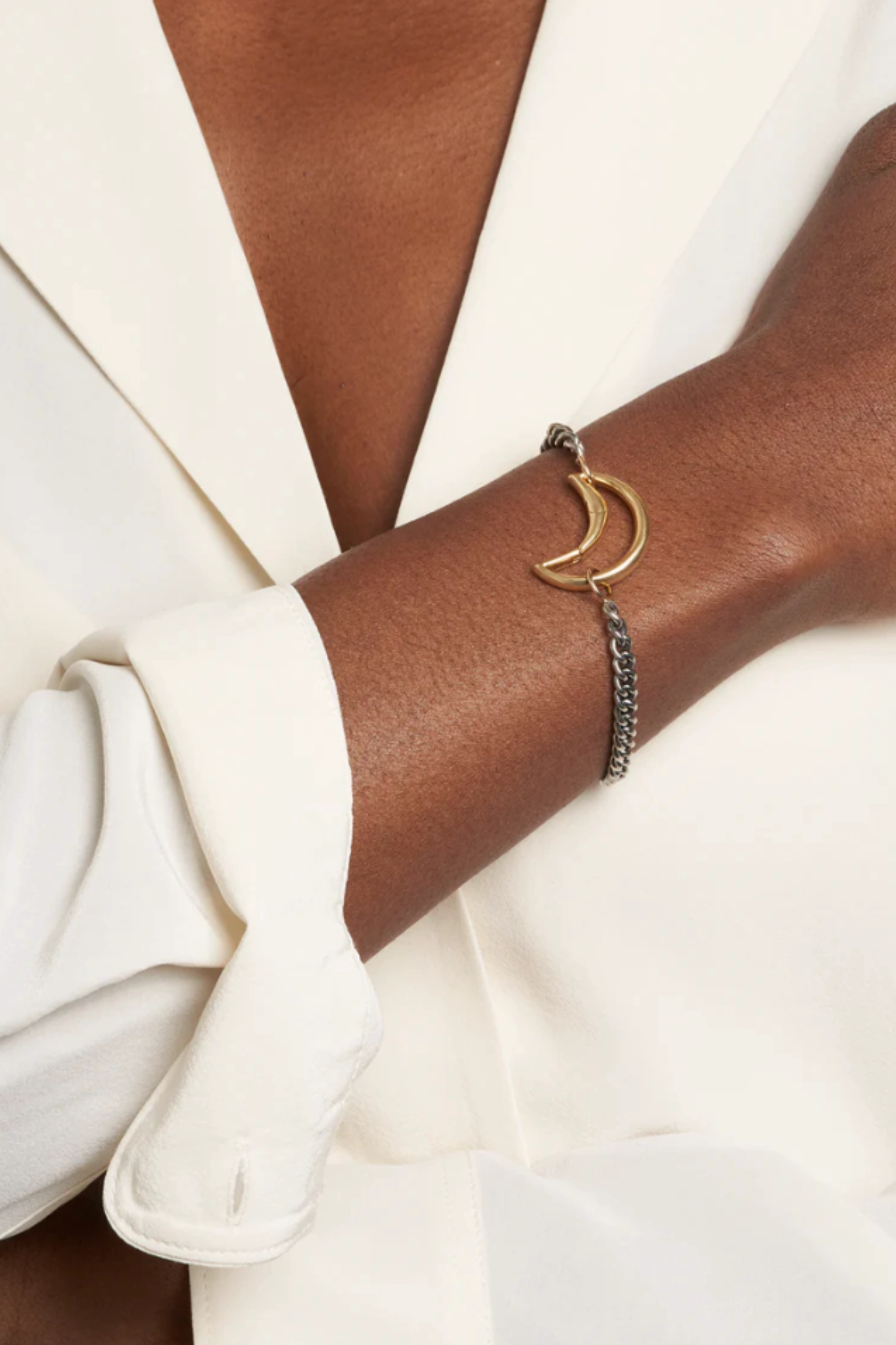 Moonlock, Yellow Gold
