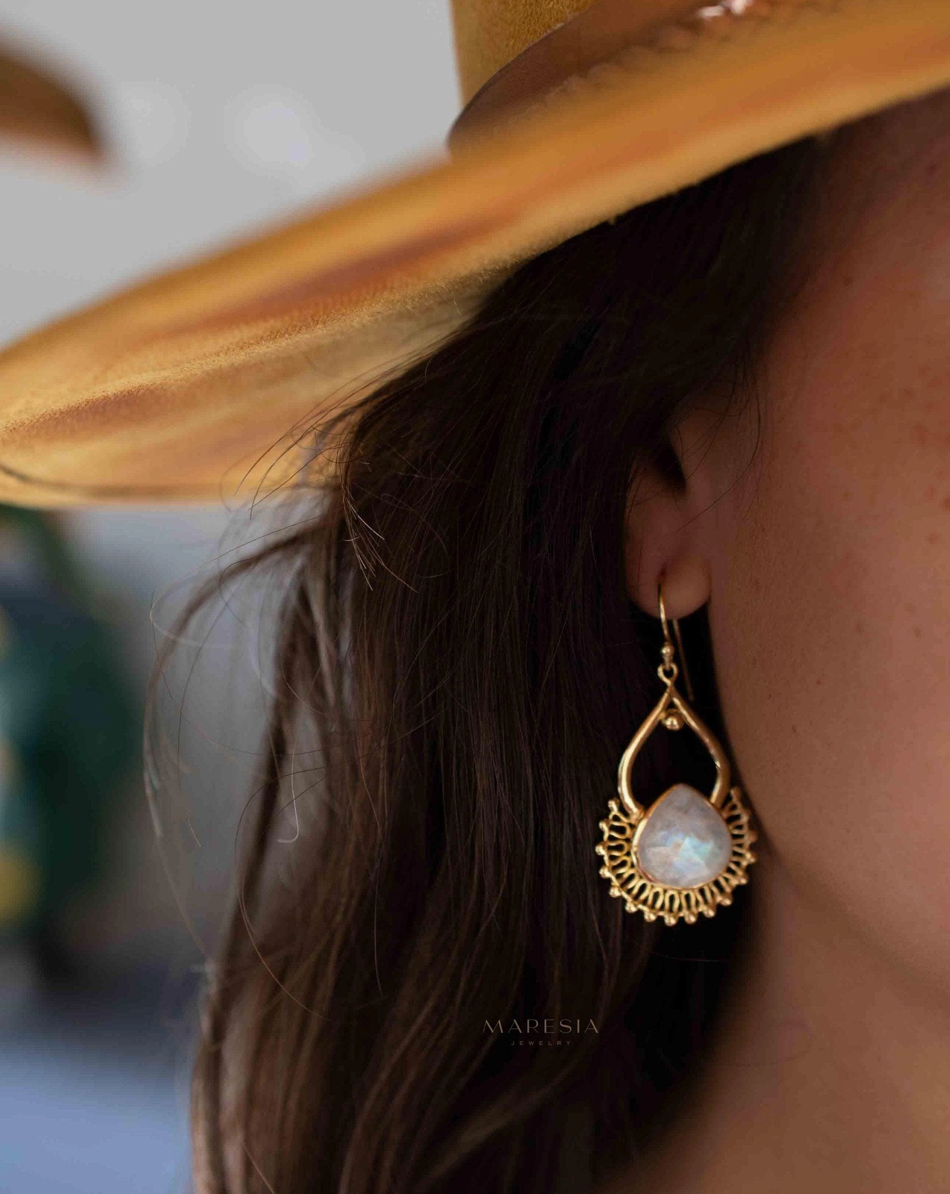 Moonstone 18k Gold Plated Earrings ~ ME185