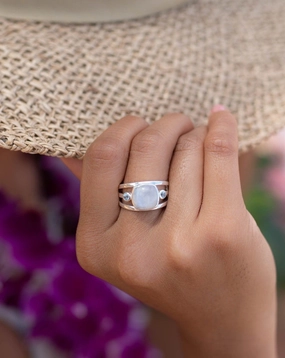 Moonstone & Blue Topaz Ring ~ Sterling Silver 925 ~ MR269