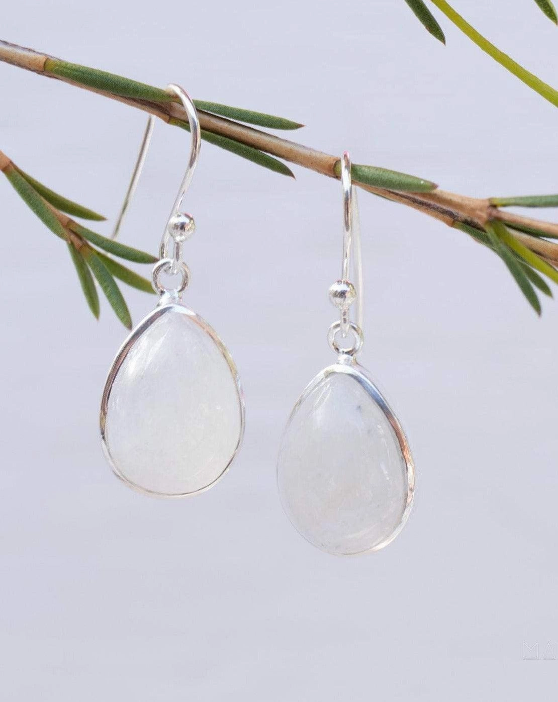 Moonstone Earrings ~ Sterling Silver 925 ~ ME142