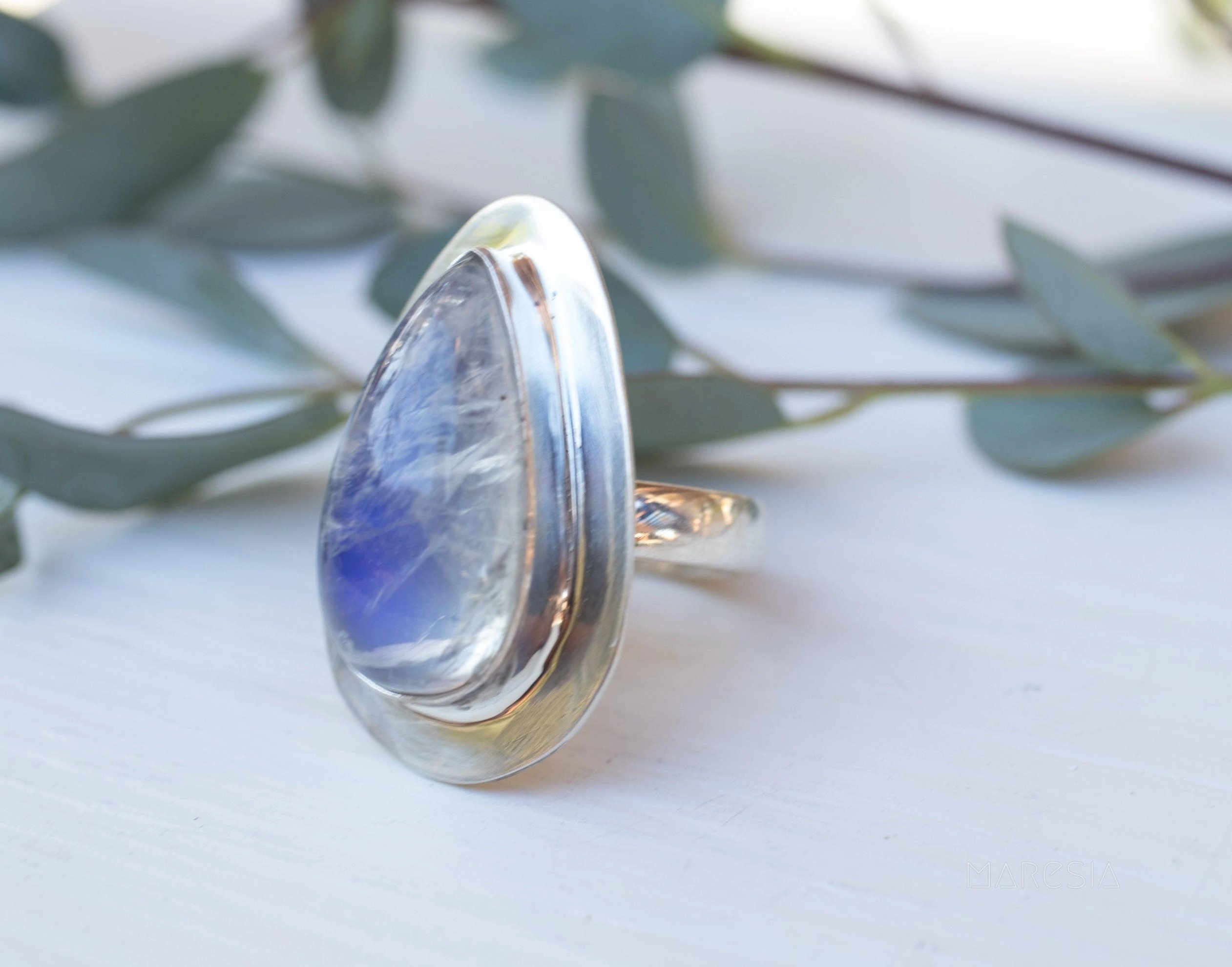 Moonstone Ring ~ Sterling Silver 925 ~ MR108