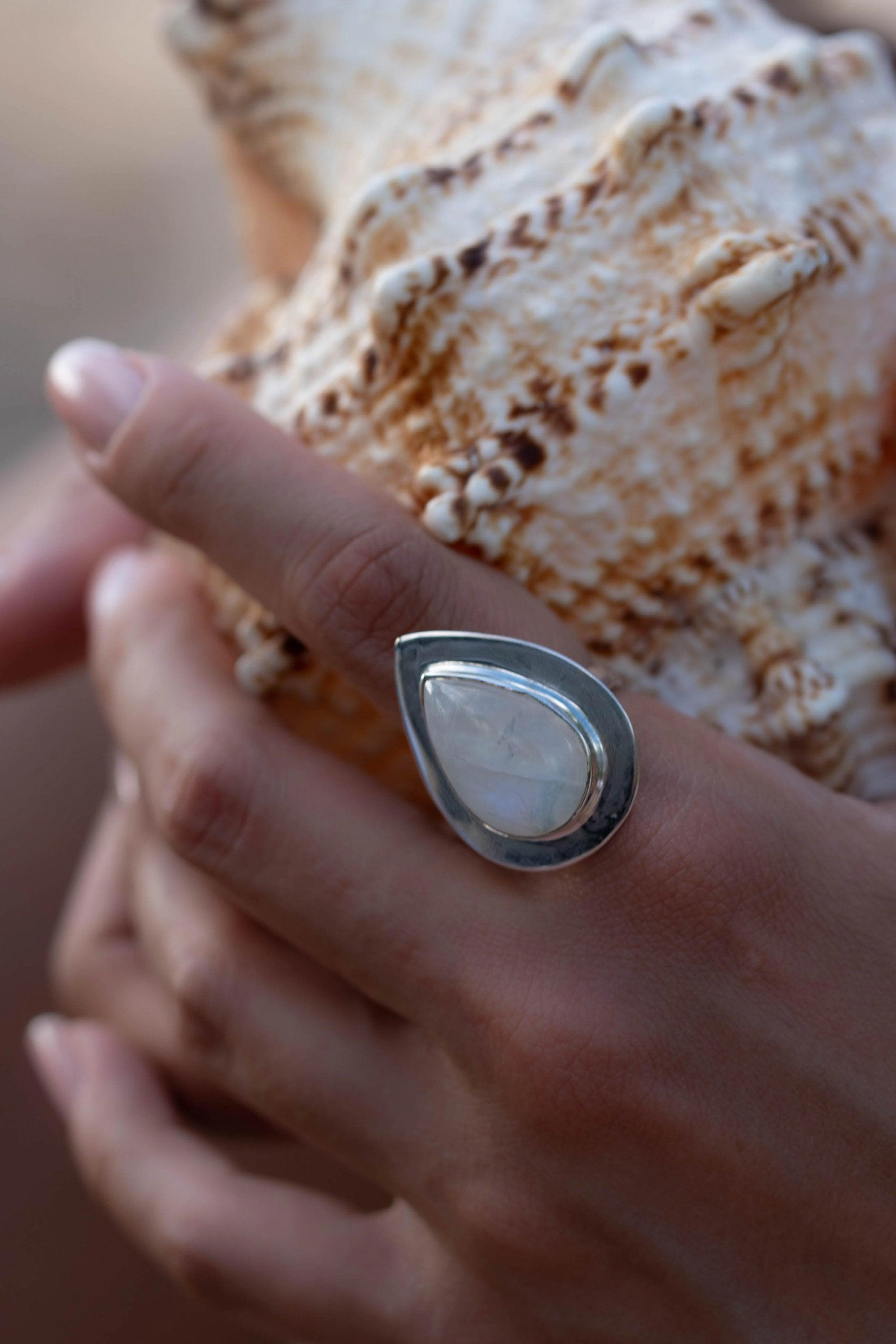 Moonstone Ring ~ Sterling Silver 925 ~ MR108B