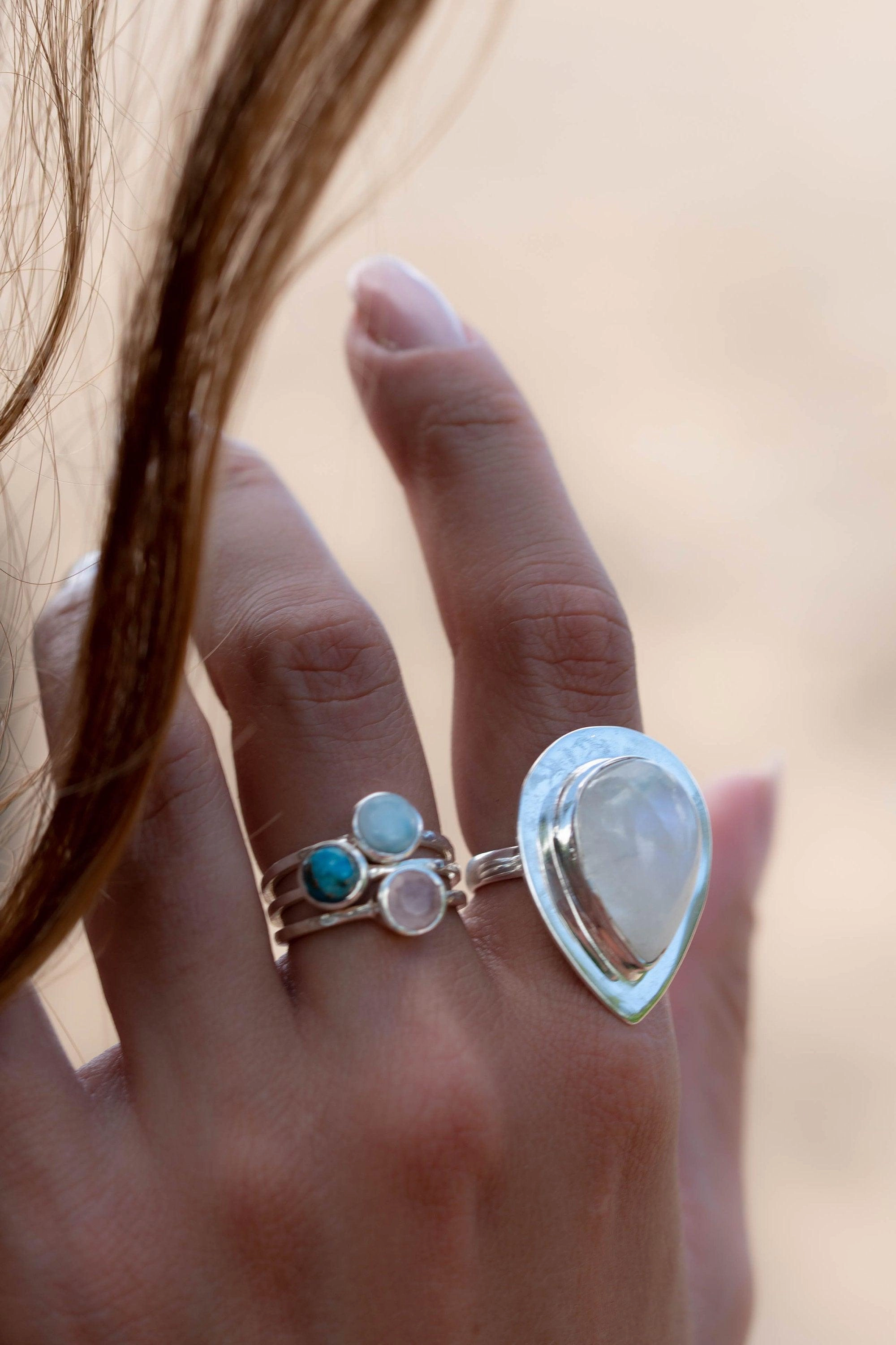 Moonstone Ring ~ Sterling Silver 925 ~ MR108B