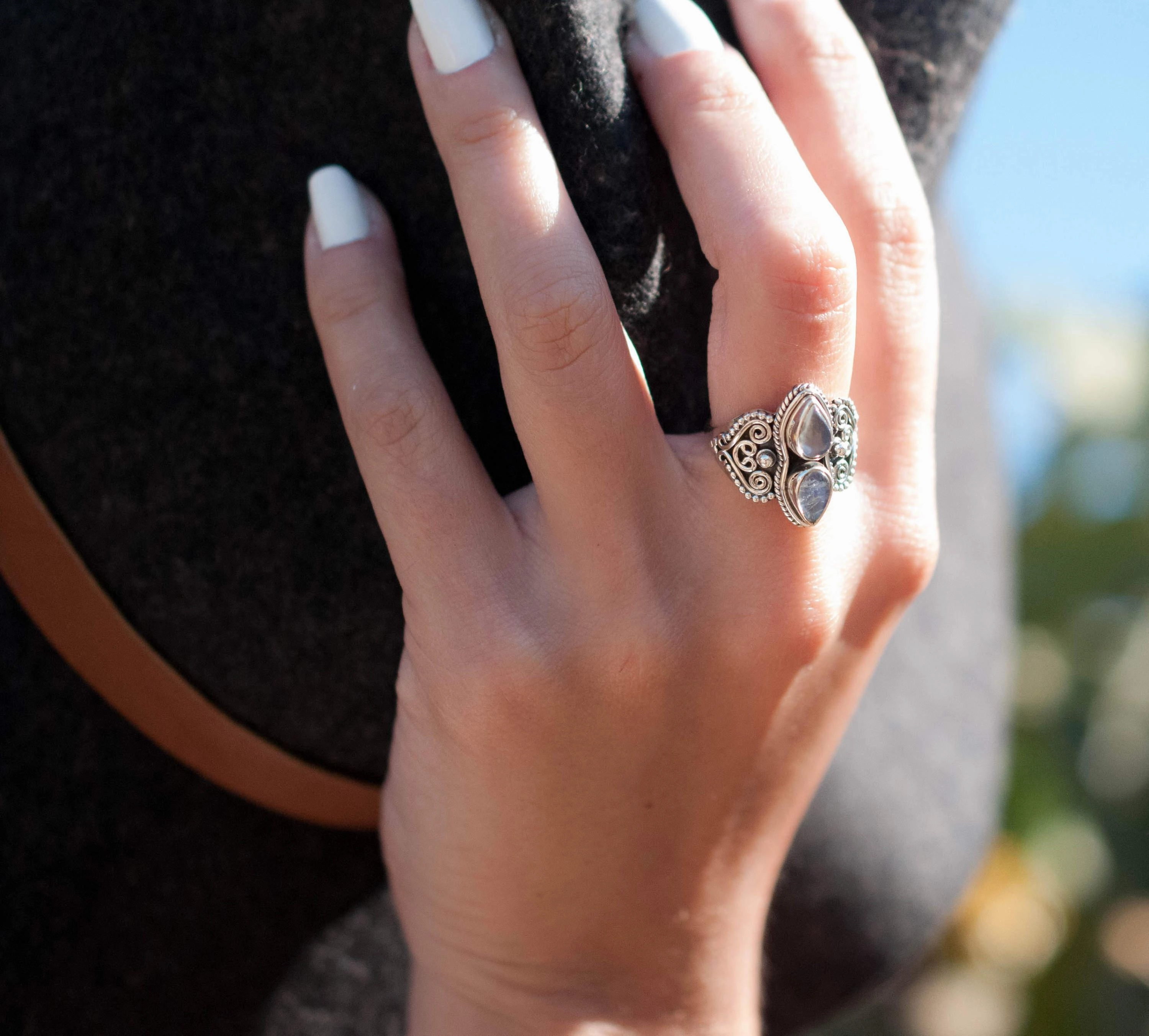 Moonstone Ring  ~ Sterling Silver 925 ~MR142