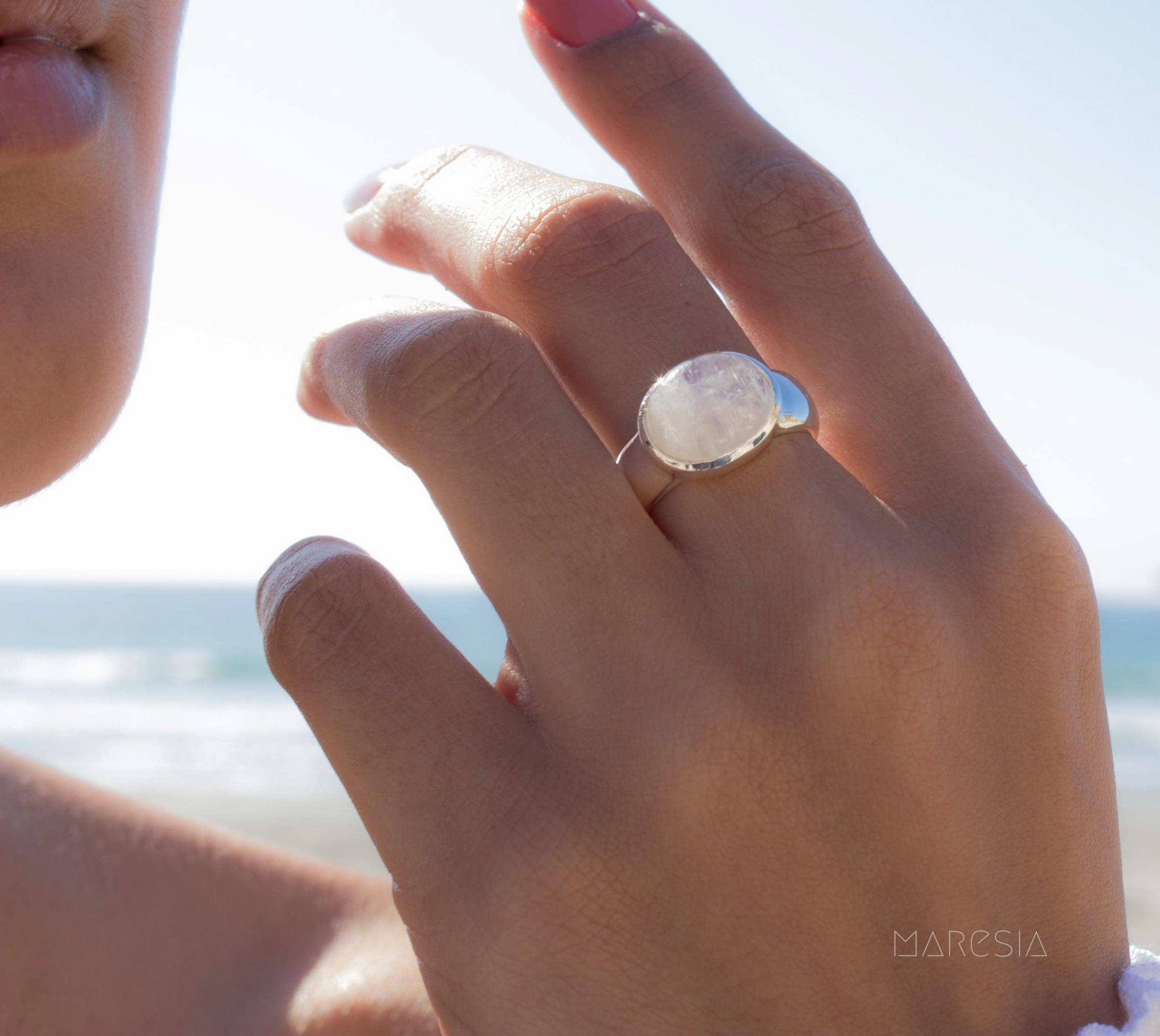 Moonstone Ring ~ Sterling Silver 925 ~MR156