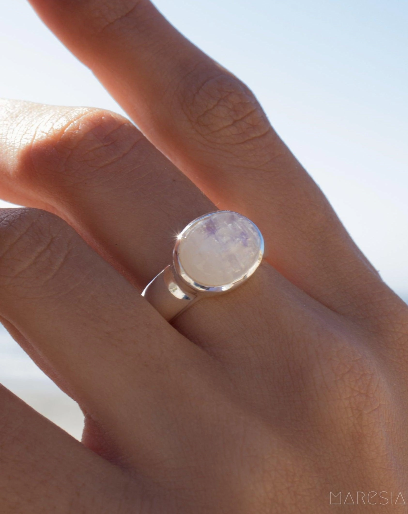 Moonstone Ring ~ Sterling Silver 925 ~MR156