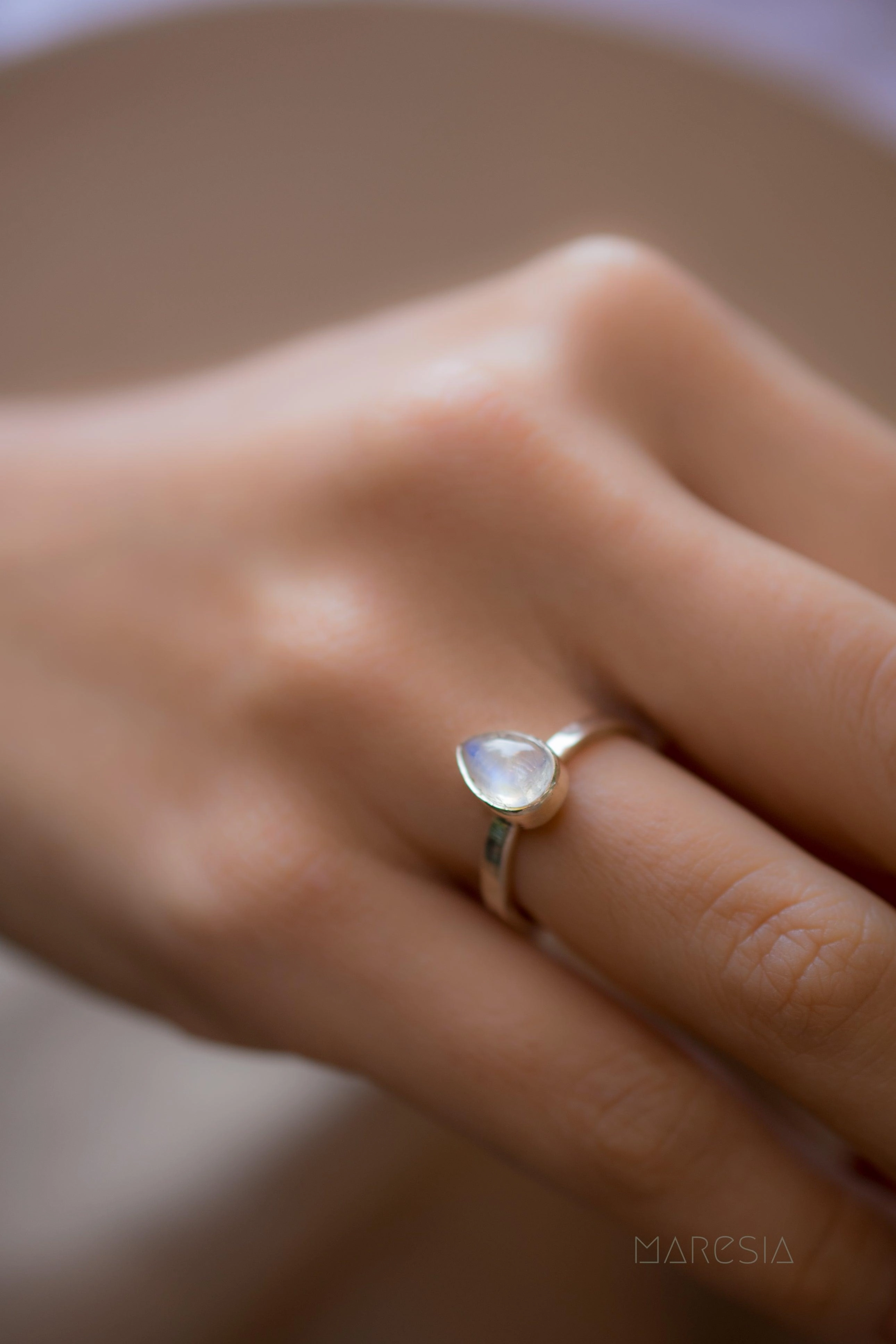Moonstone Ring ~Sterling Silver 925 ~ MR206