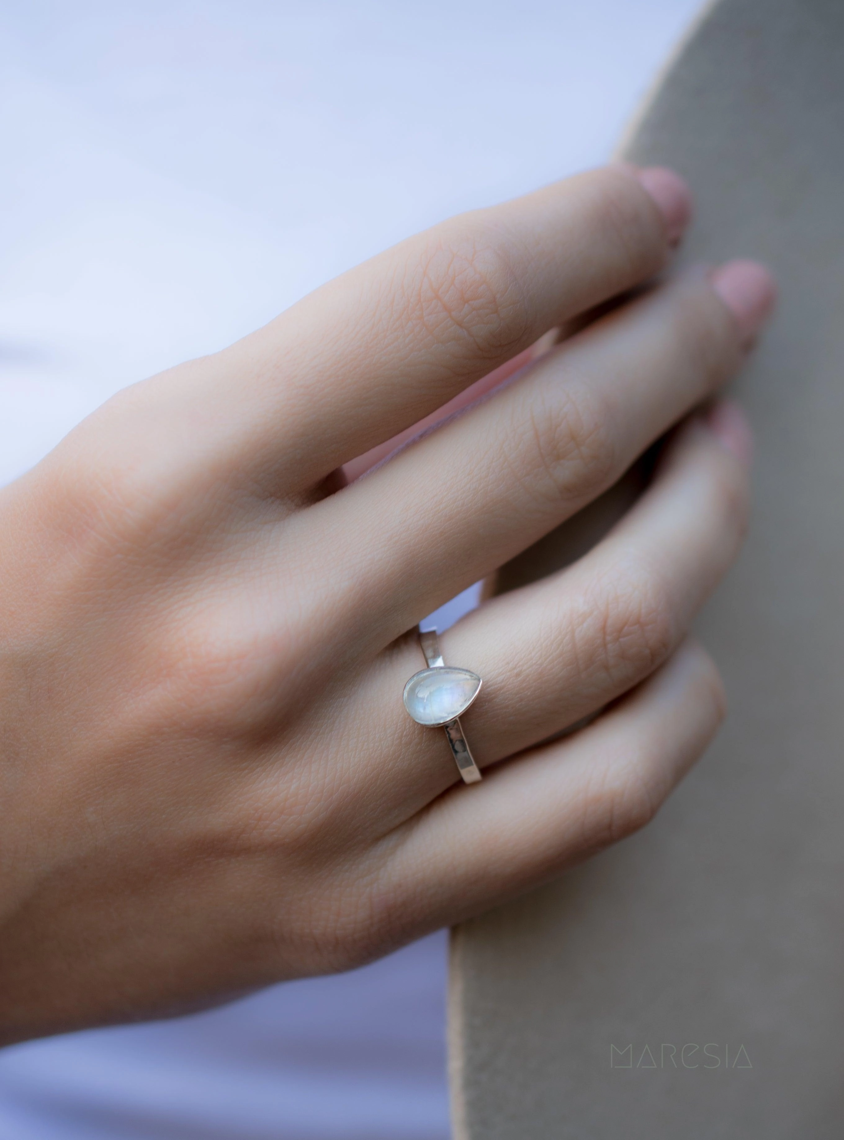 Moonstone Ring ~Sterling Silver 925 ~ MR206